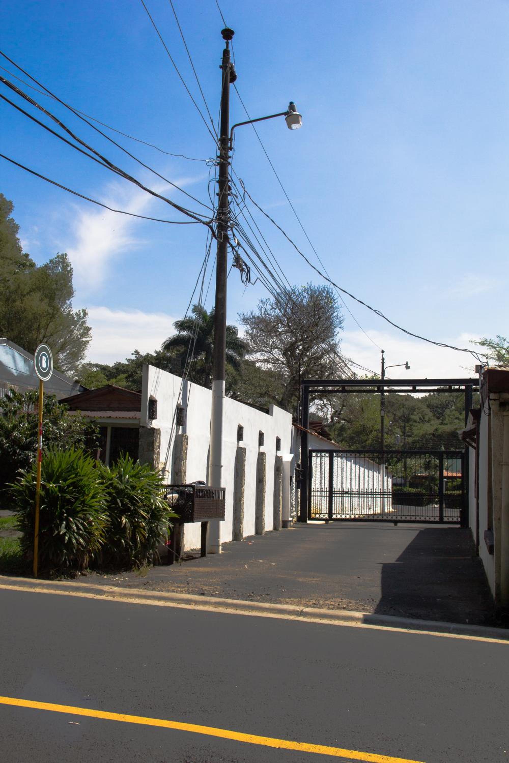 Terida Airport B&B
