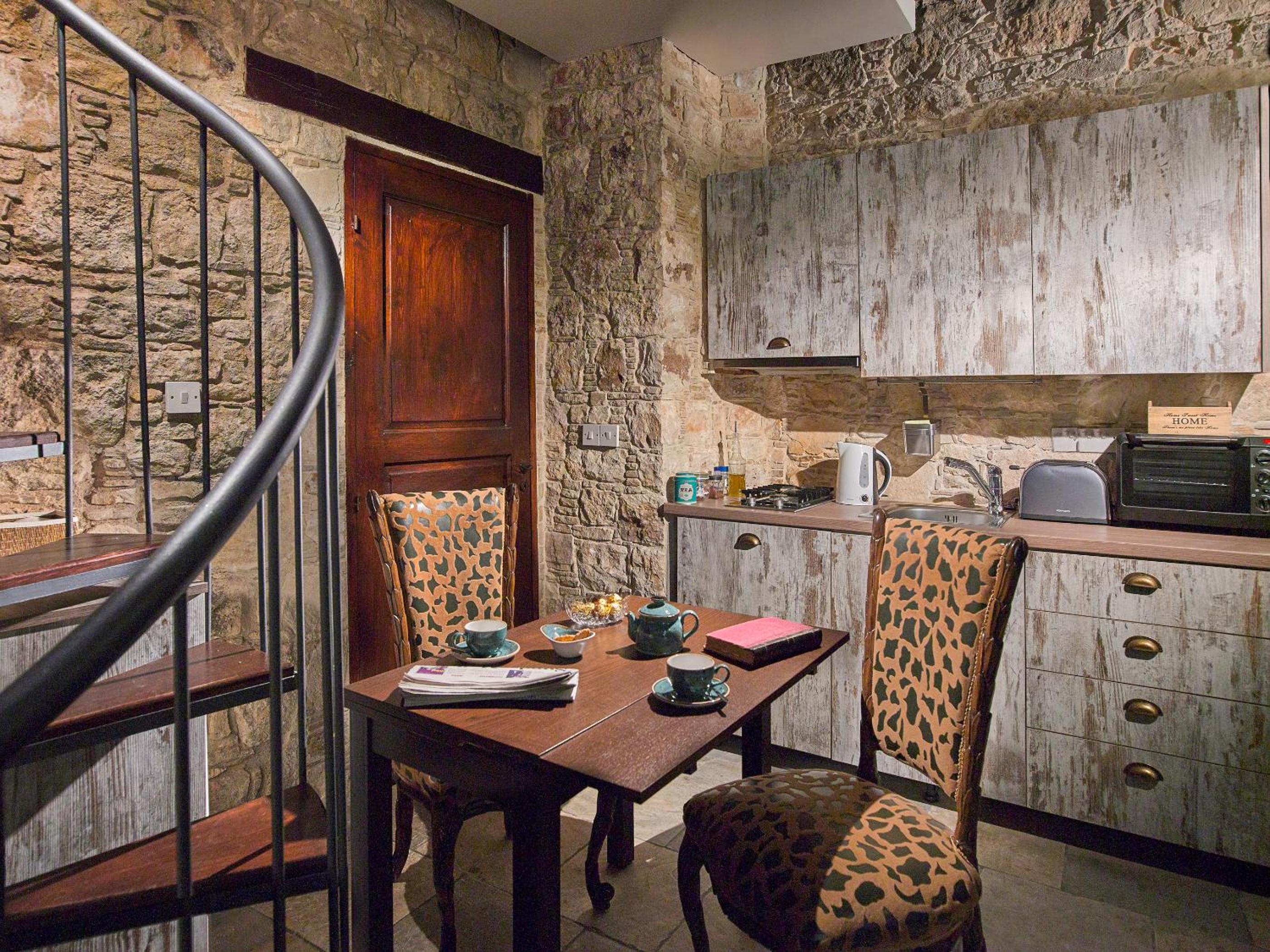 Oinoessa Traditional Boutique Guest Houses