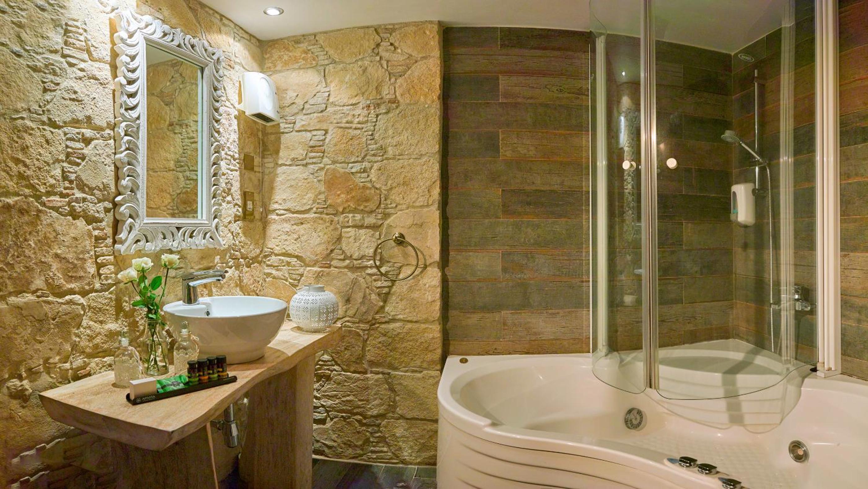 Oinoessa Traditional Boutique Guest Houses