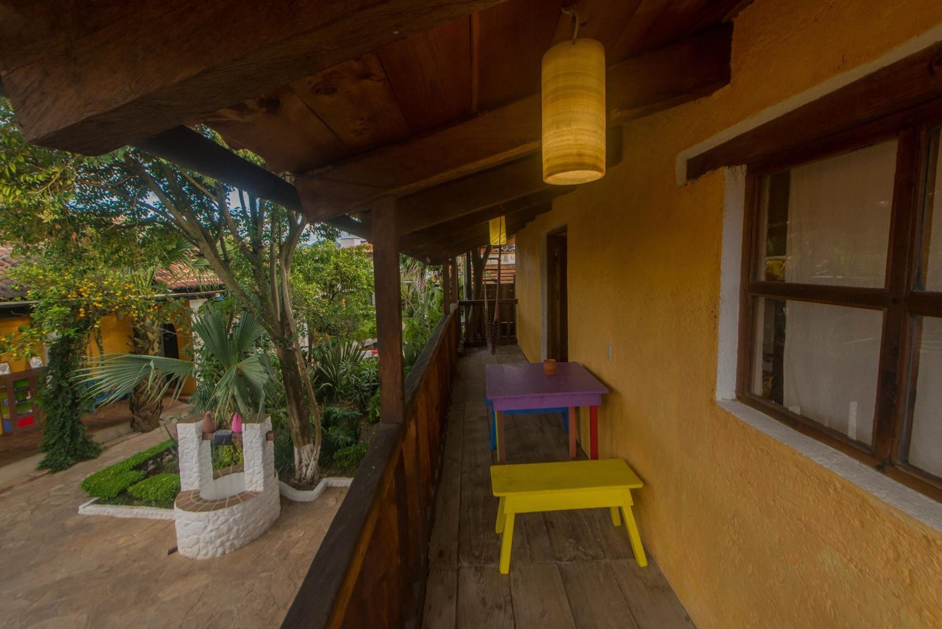Rossco Hostel & Hotel