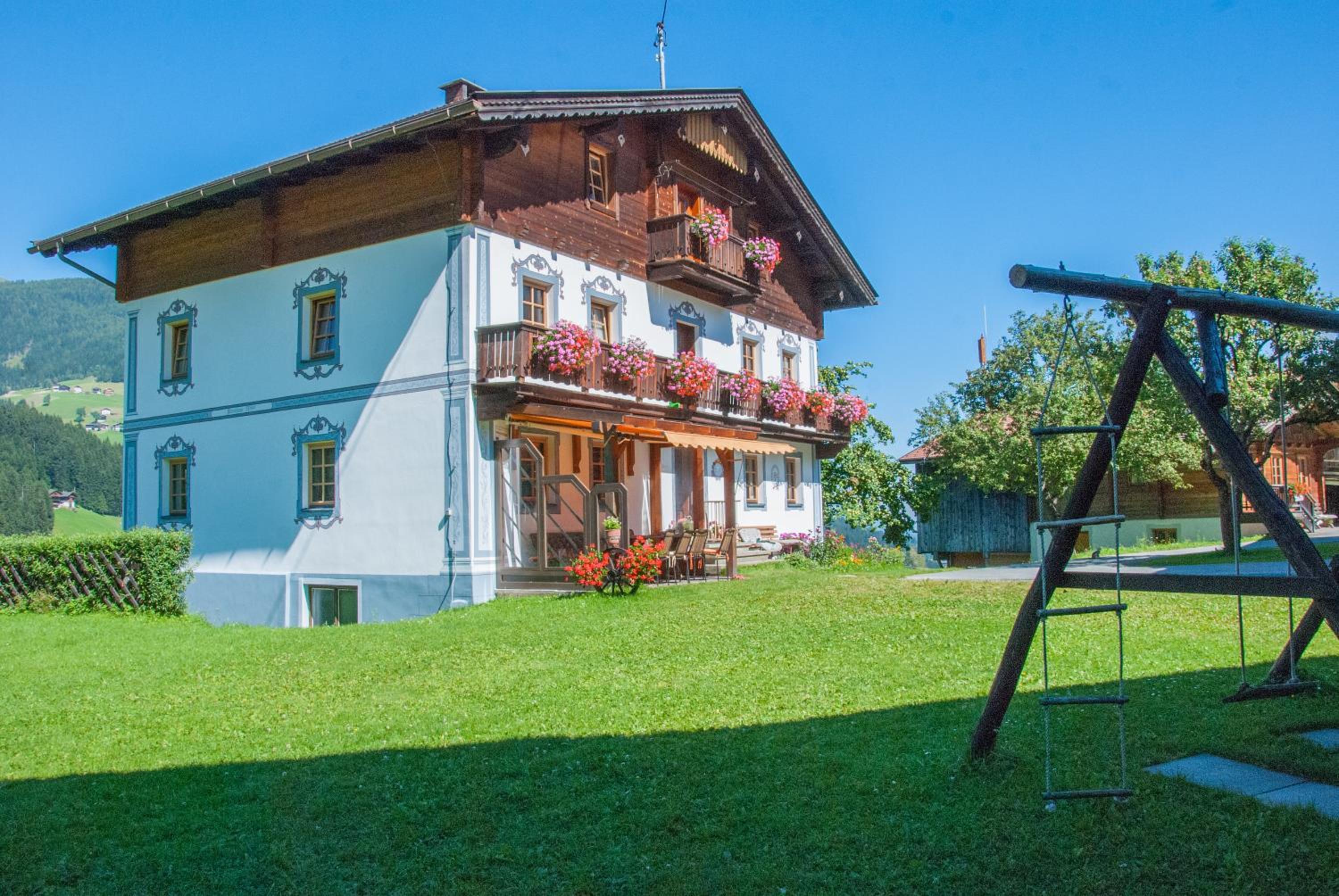 BIO-Bergbauernhof Ederhias