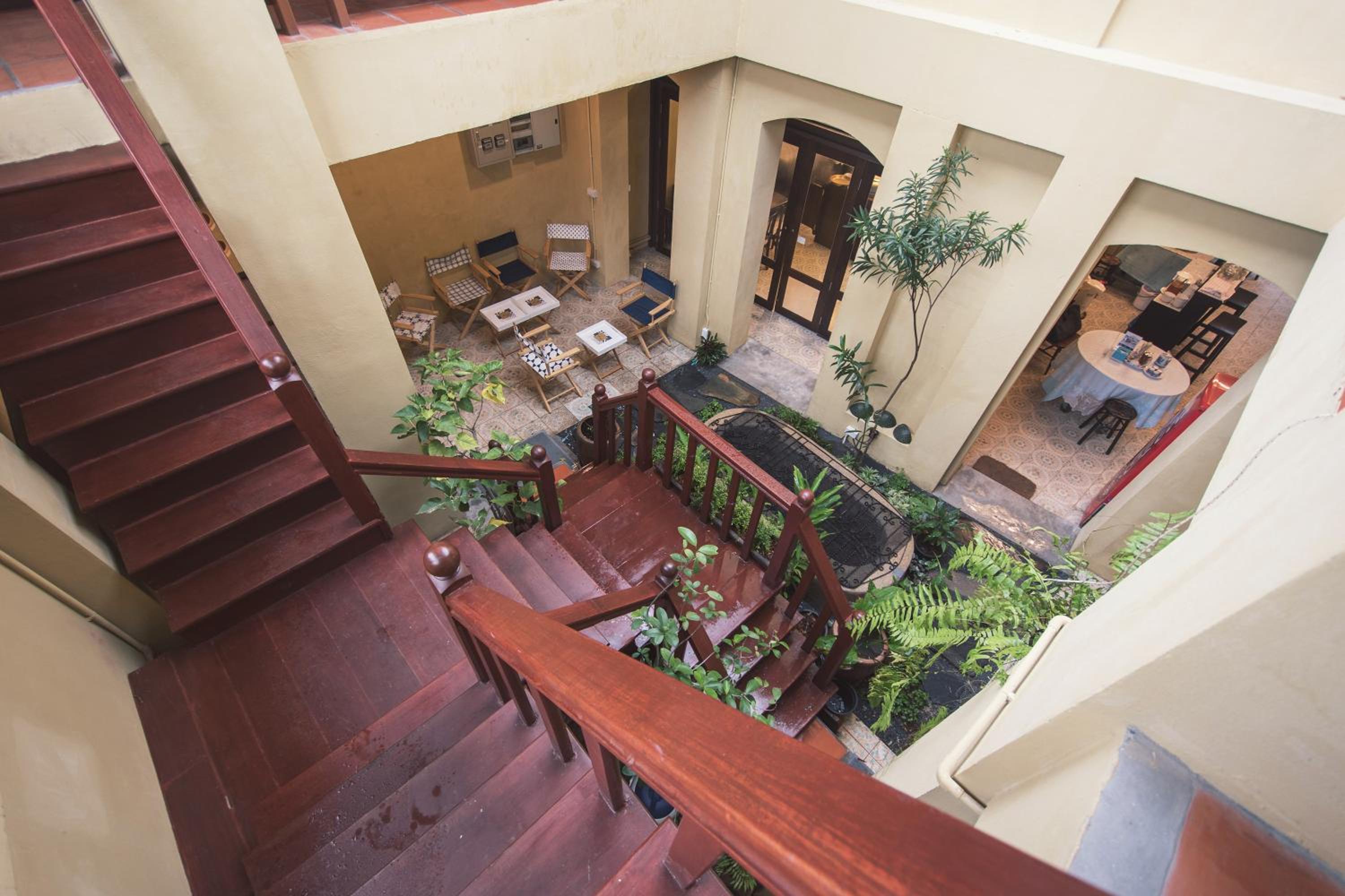 2ROOMS Boutique House