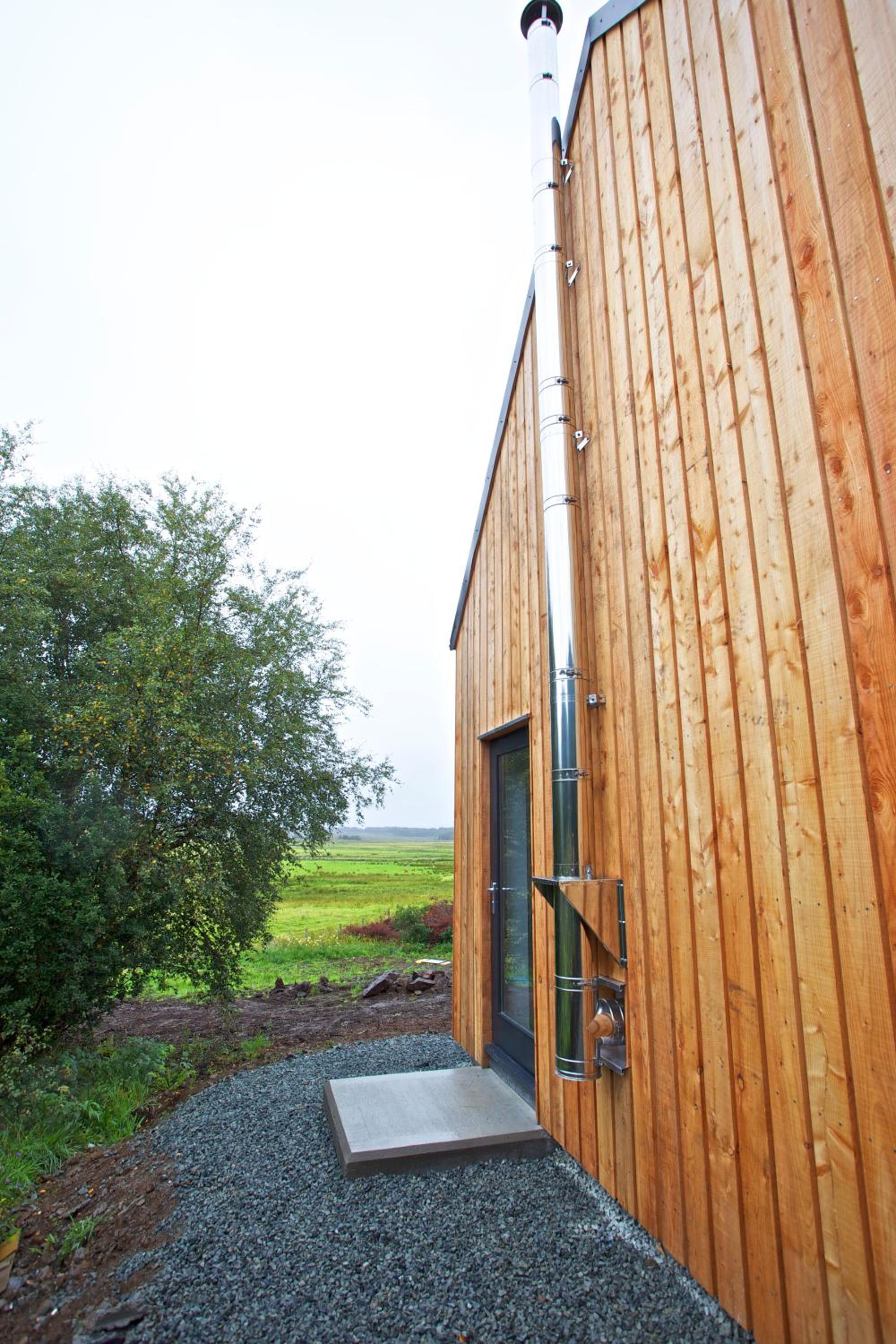 Skeabost Wood Cottage view 3