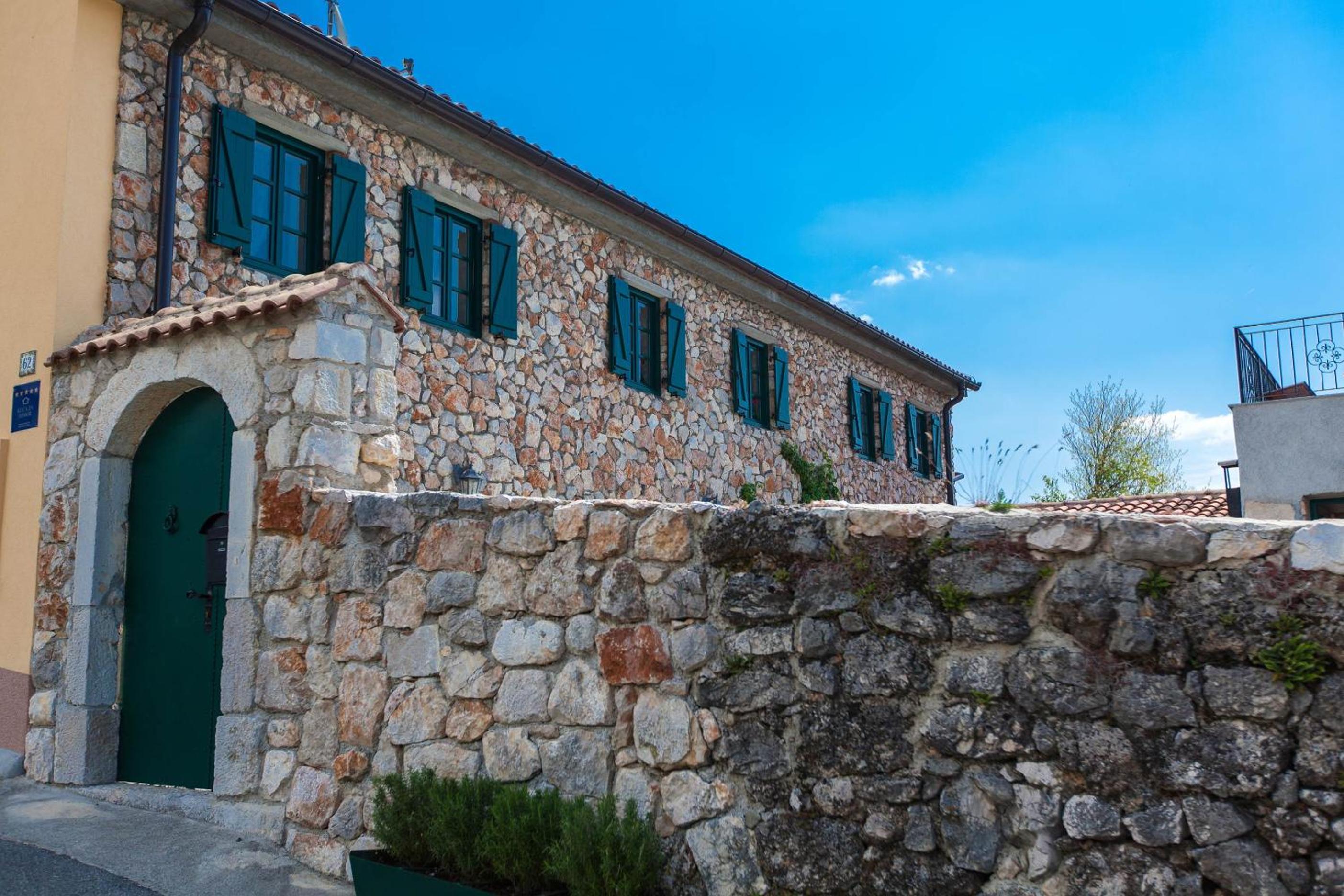 Hotel Villa Oliva Bribir - Image 1