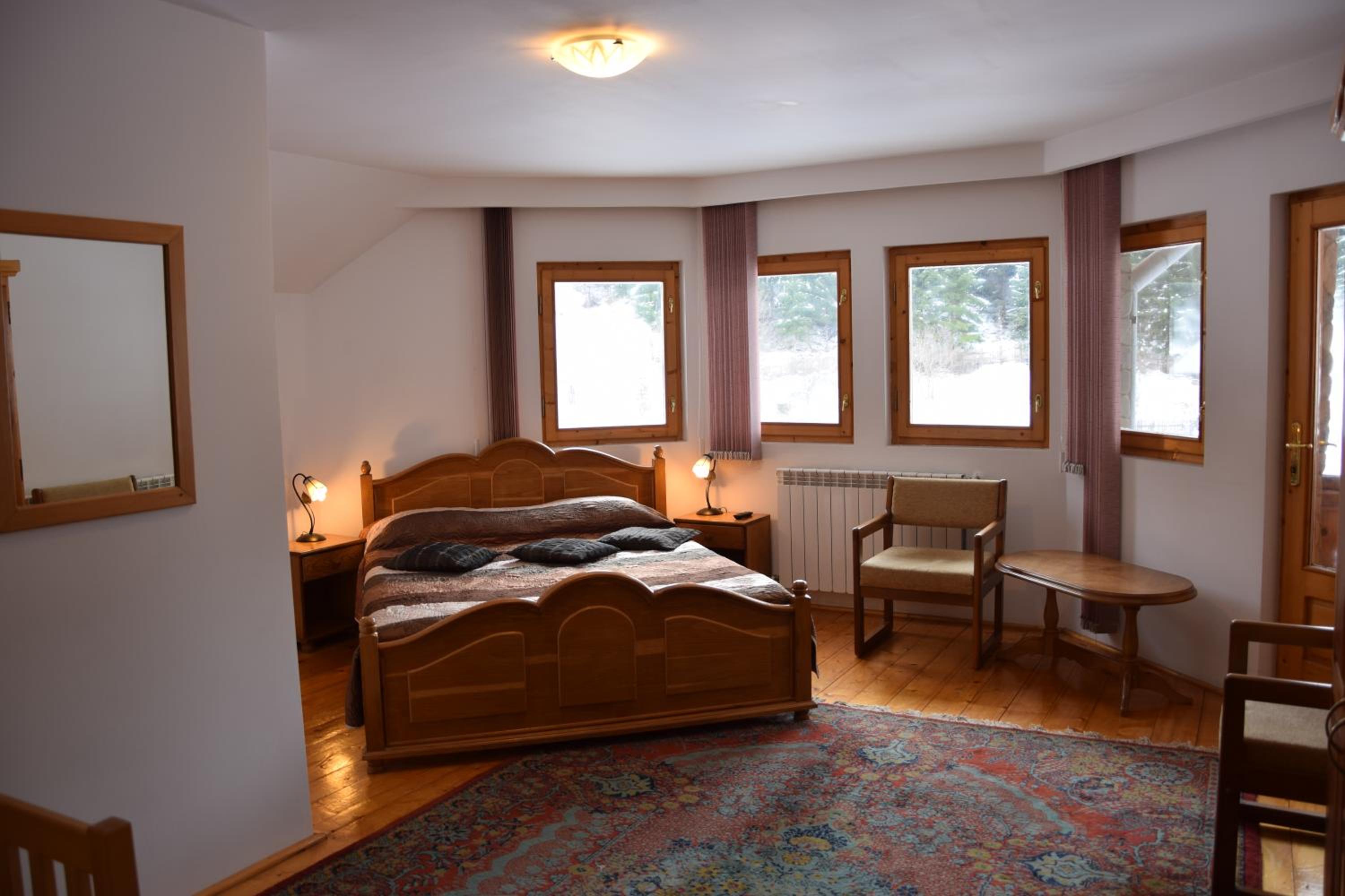 Photo 7
