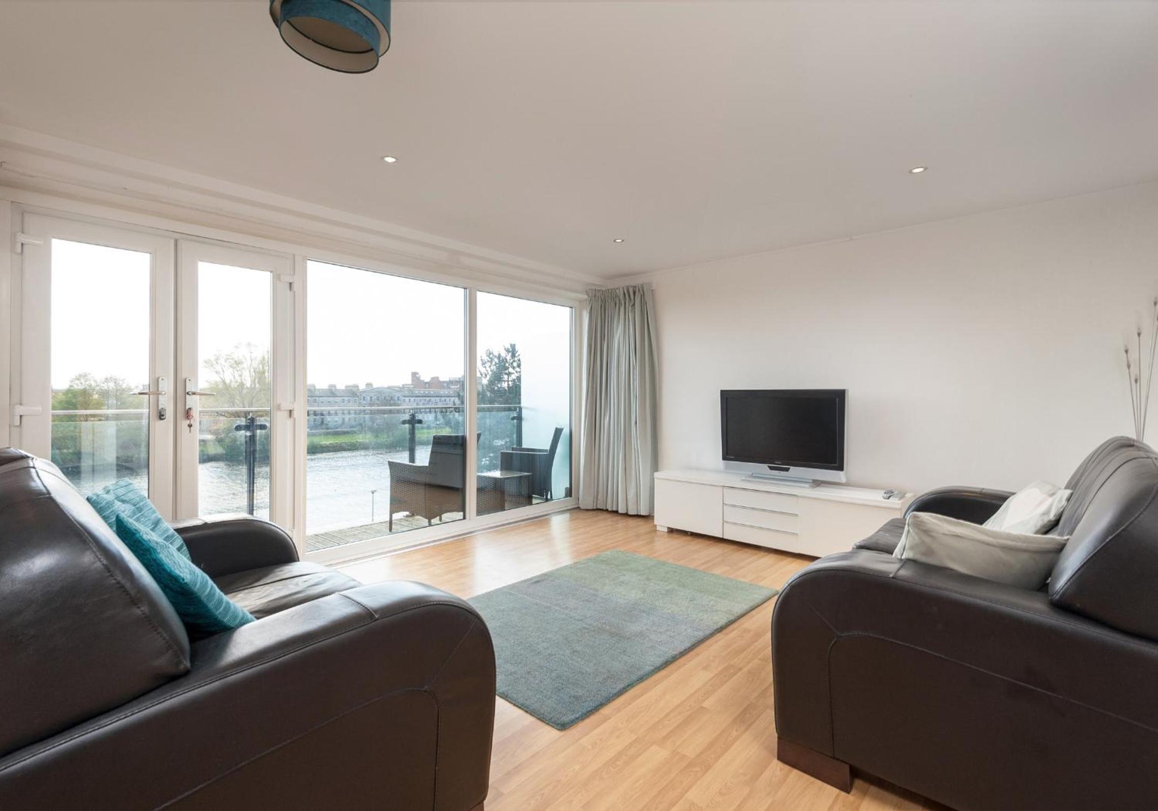The Metropole Residence view 3