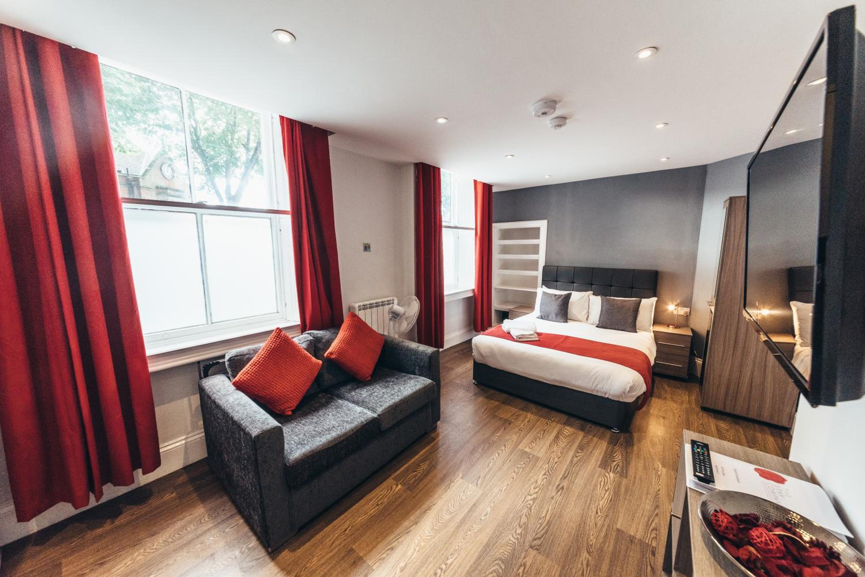 The Stay Company, Friar Gate
