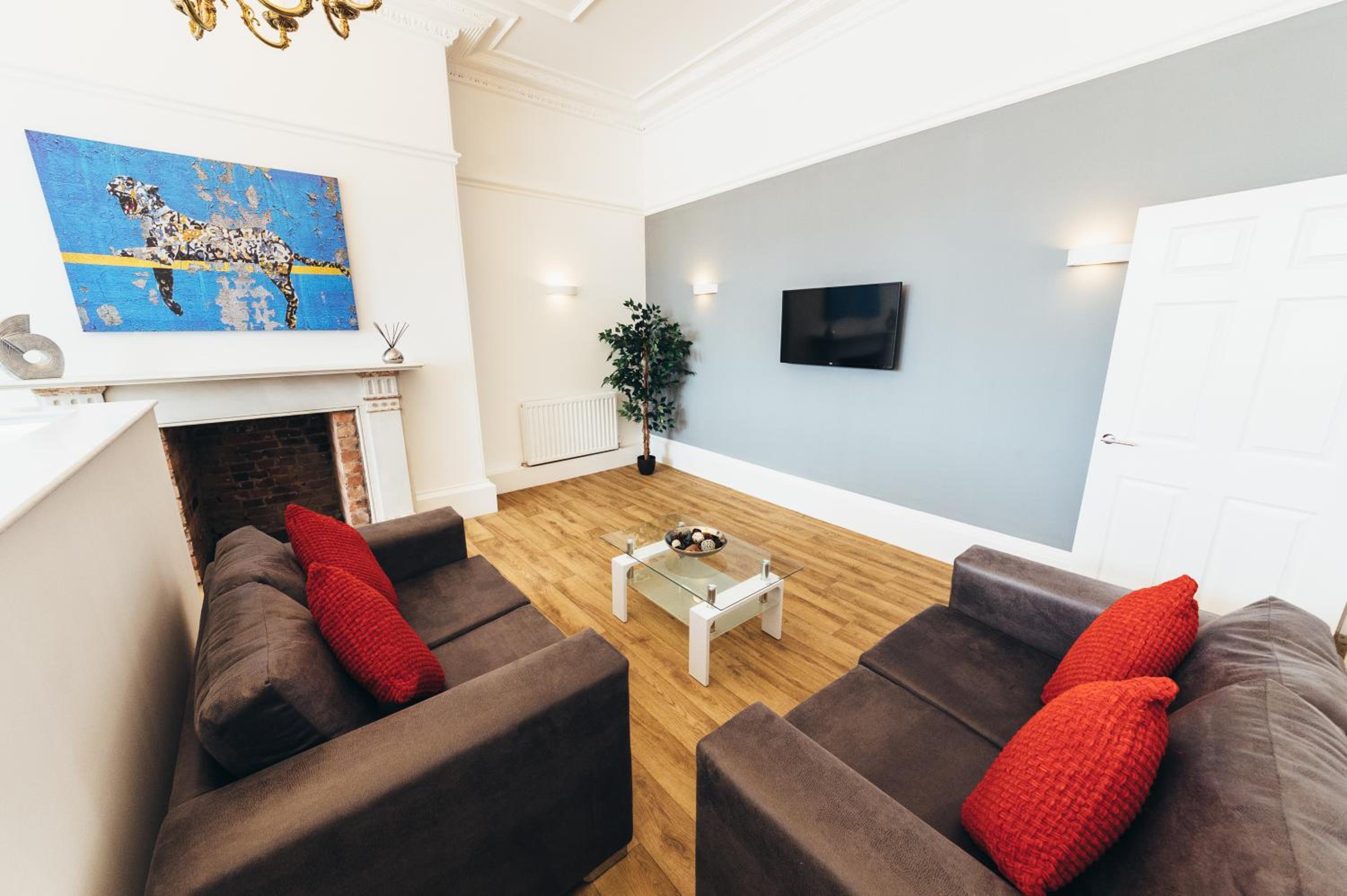 The Stay Company, Friar Gate