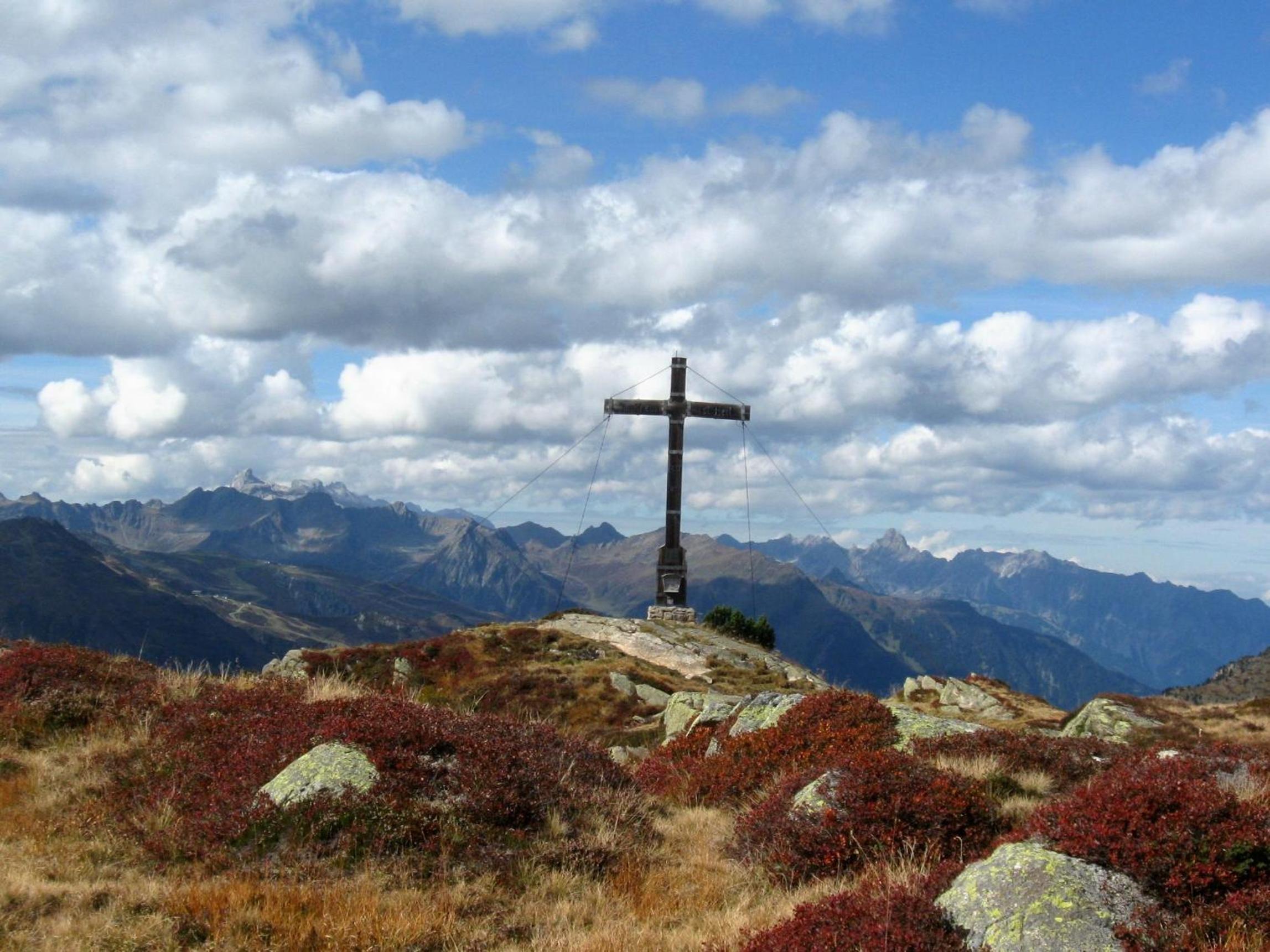 Photo 10
