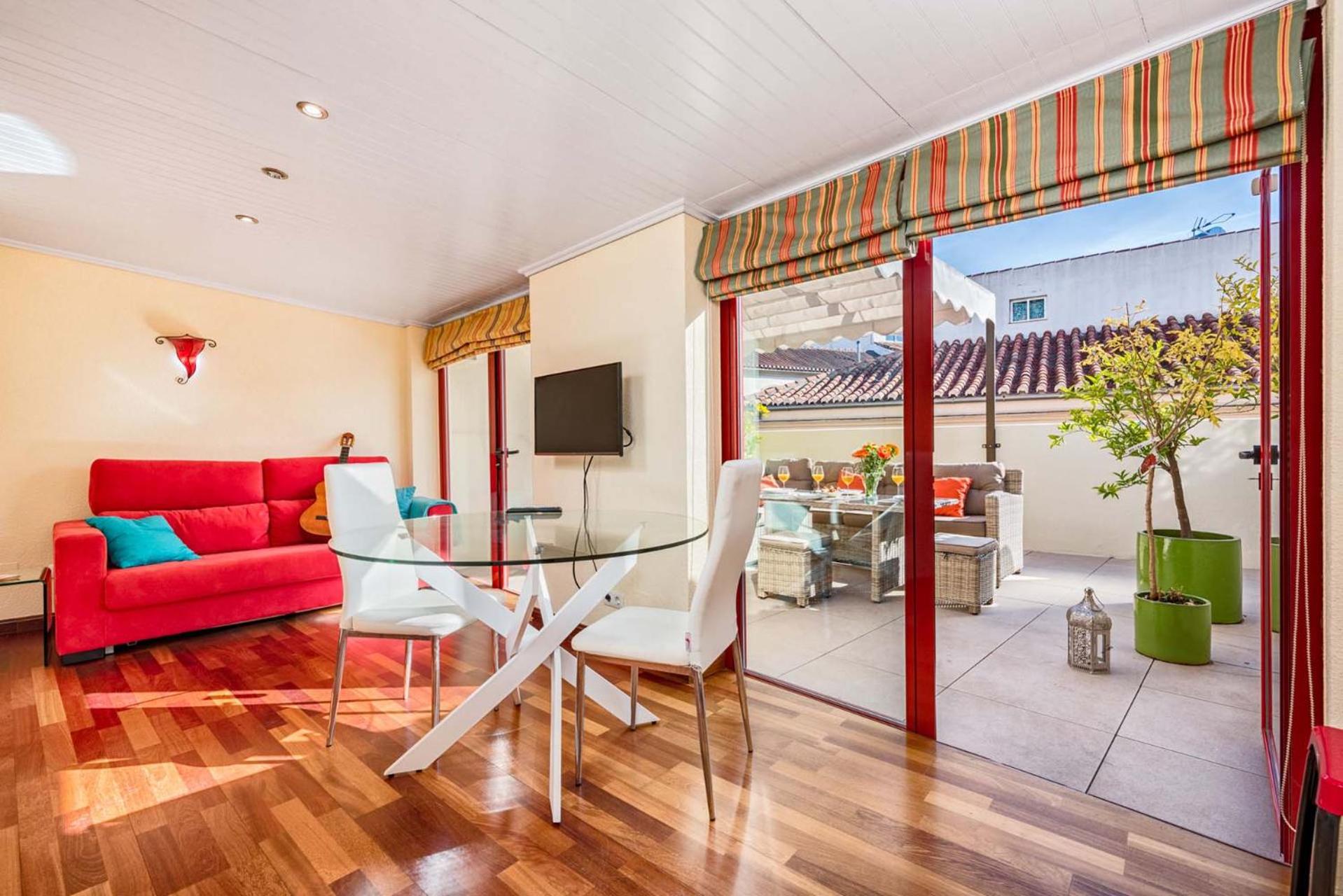 Emma Penthouse in Malaga by Solaga Holiday Homes photo 3