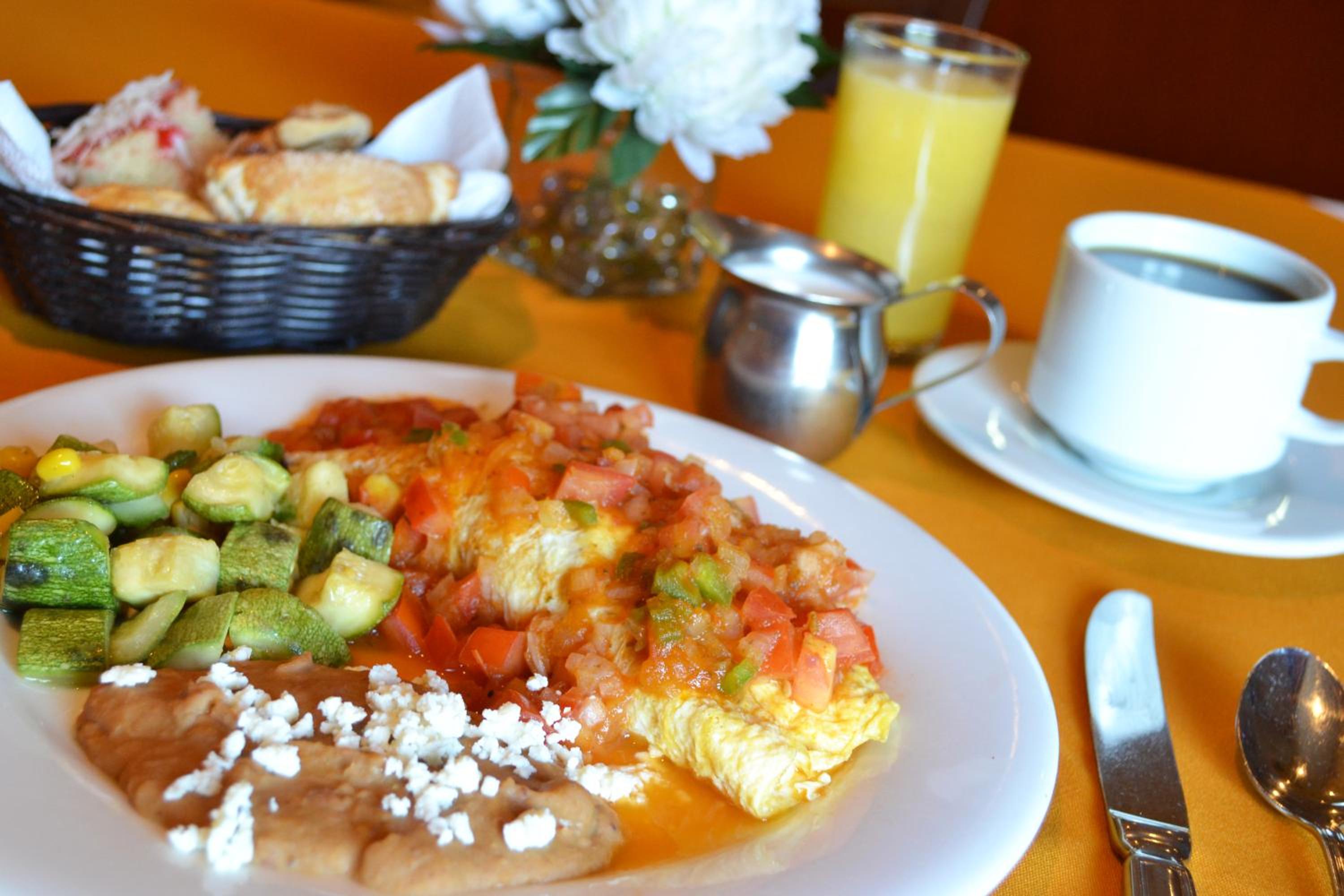 Los Mochis Vacations - Best Western PLUS Los Mochis - Property Image 3