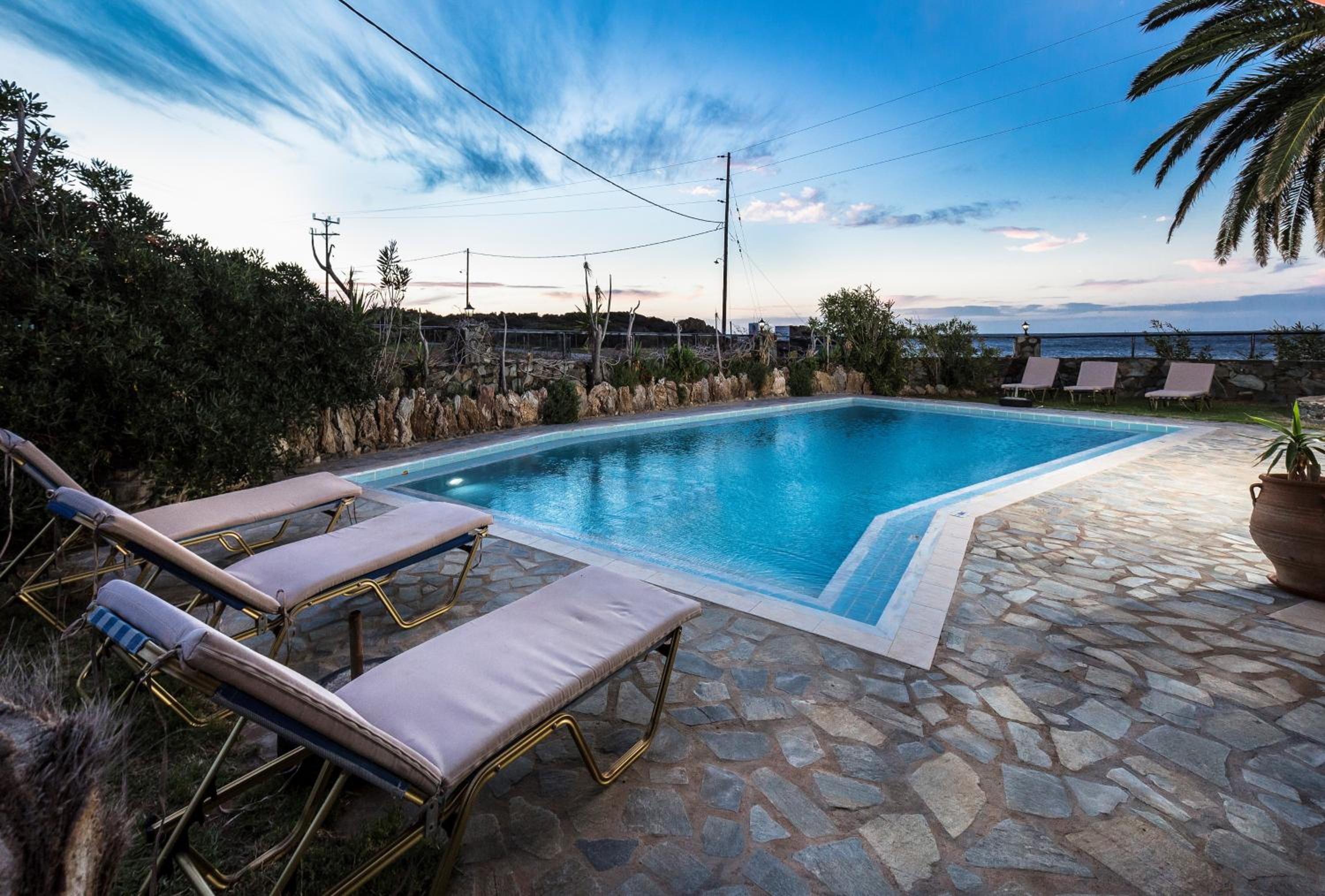Pericles Beach Villa photo 4