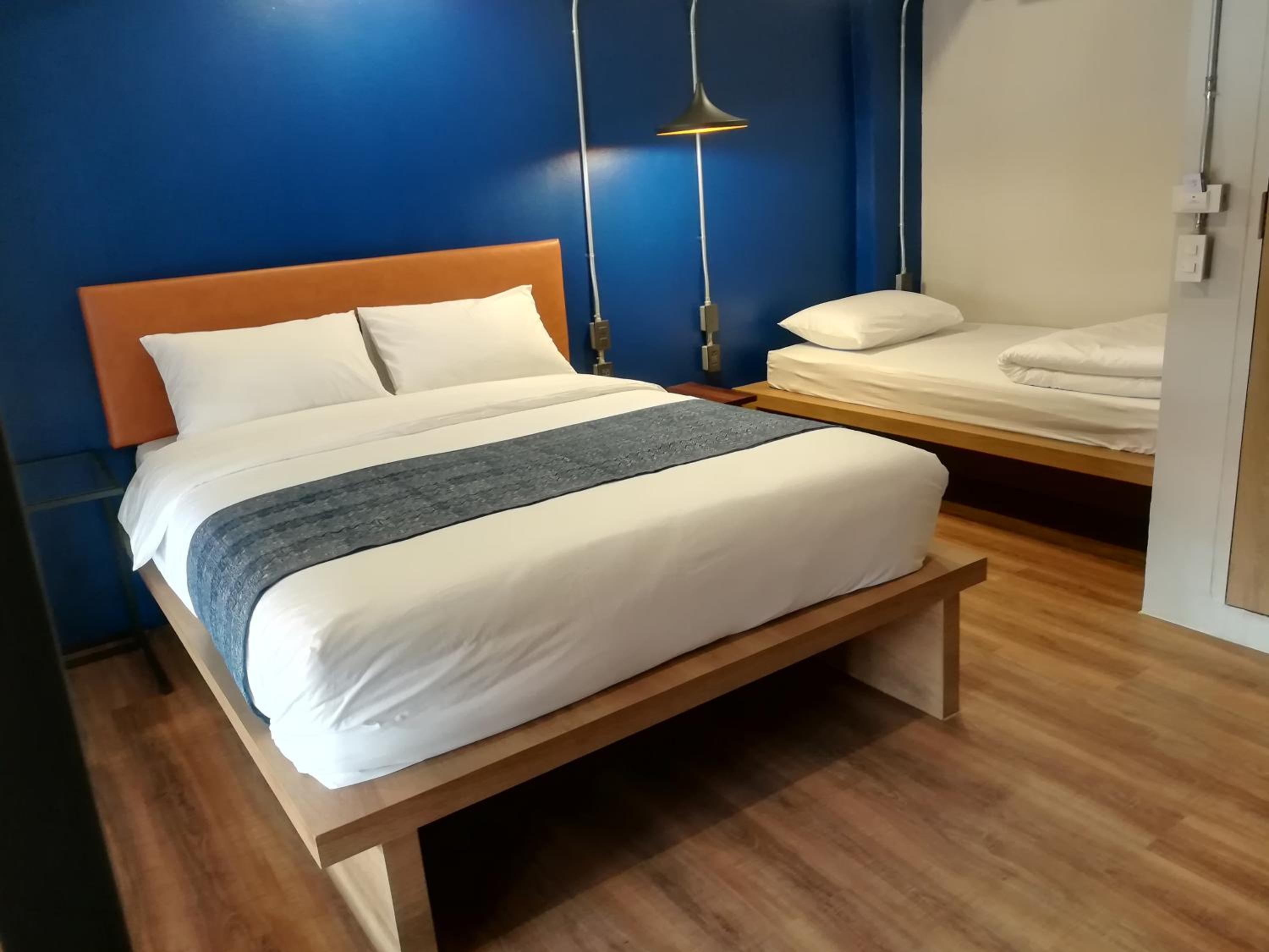 Natee Hostel