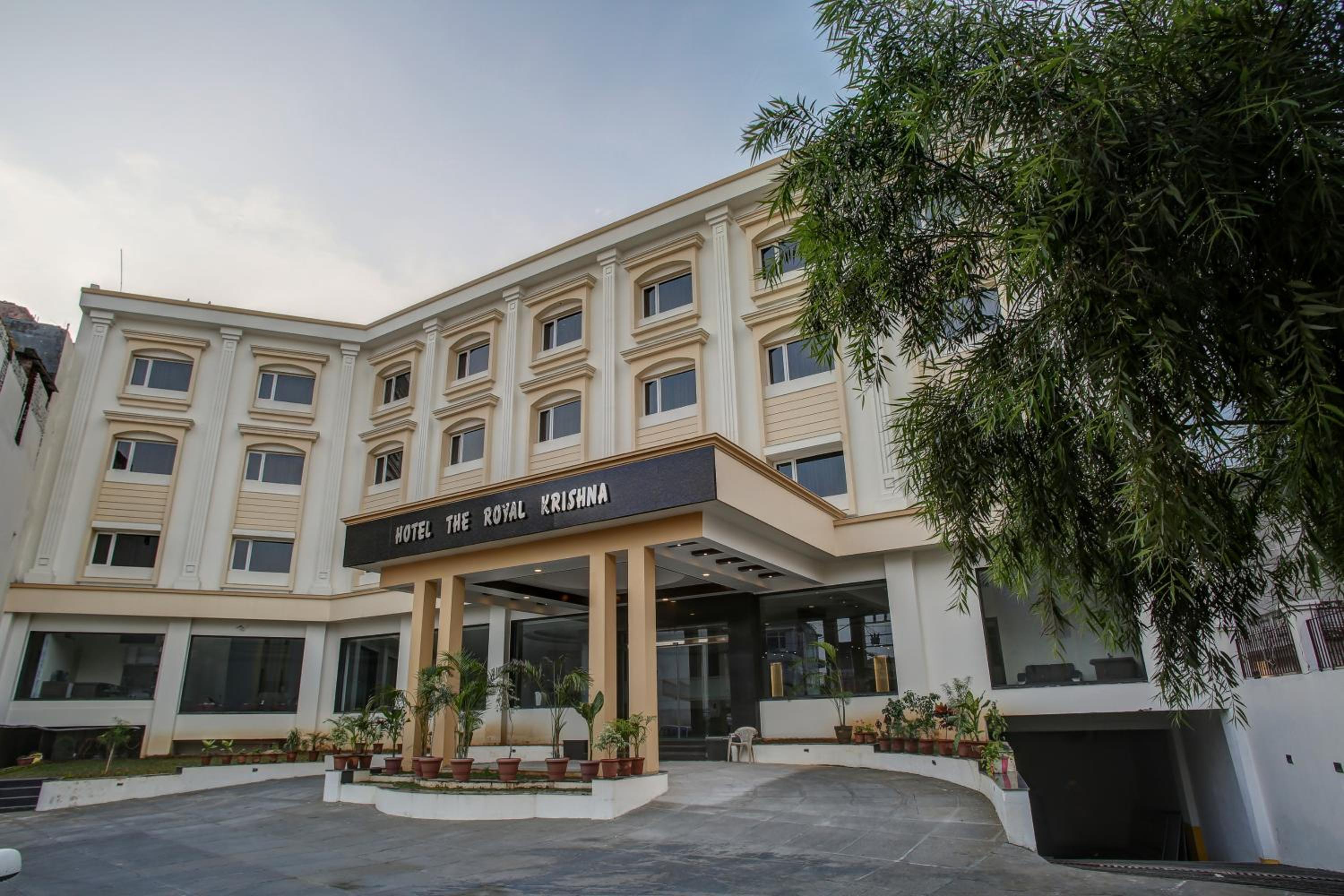 Katra Vacations - Hotel The Royal Krishna - Property Image 3