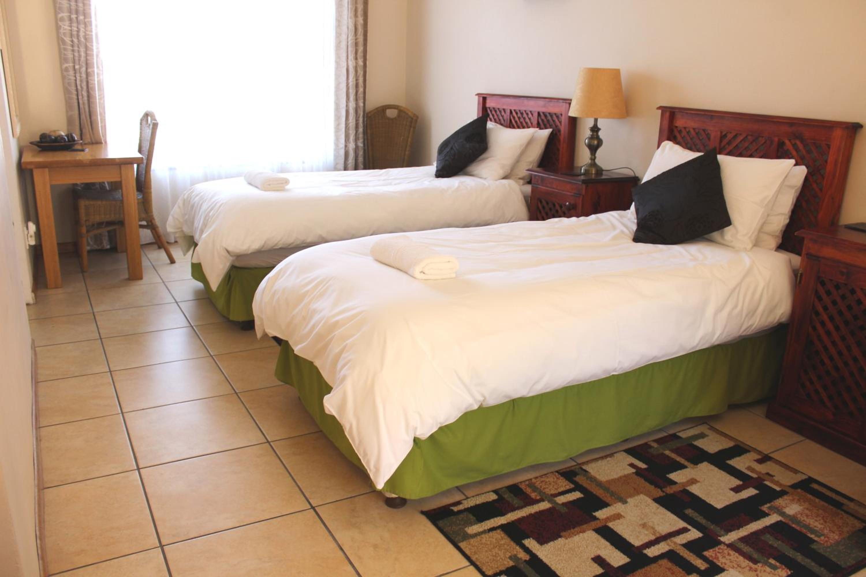 African Aquila Guest Lodge