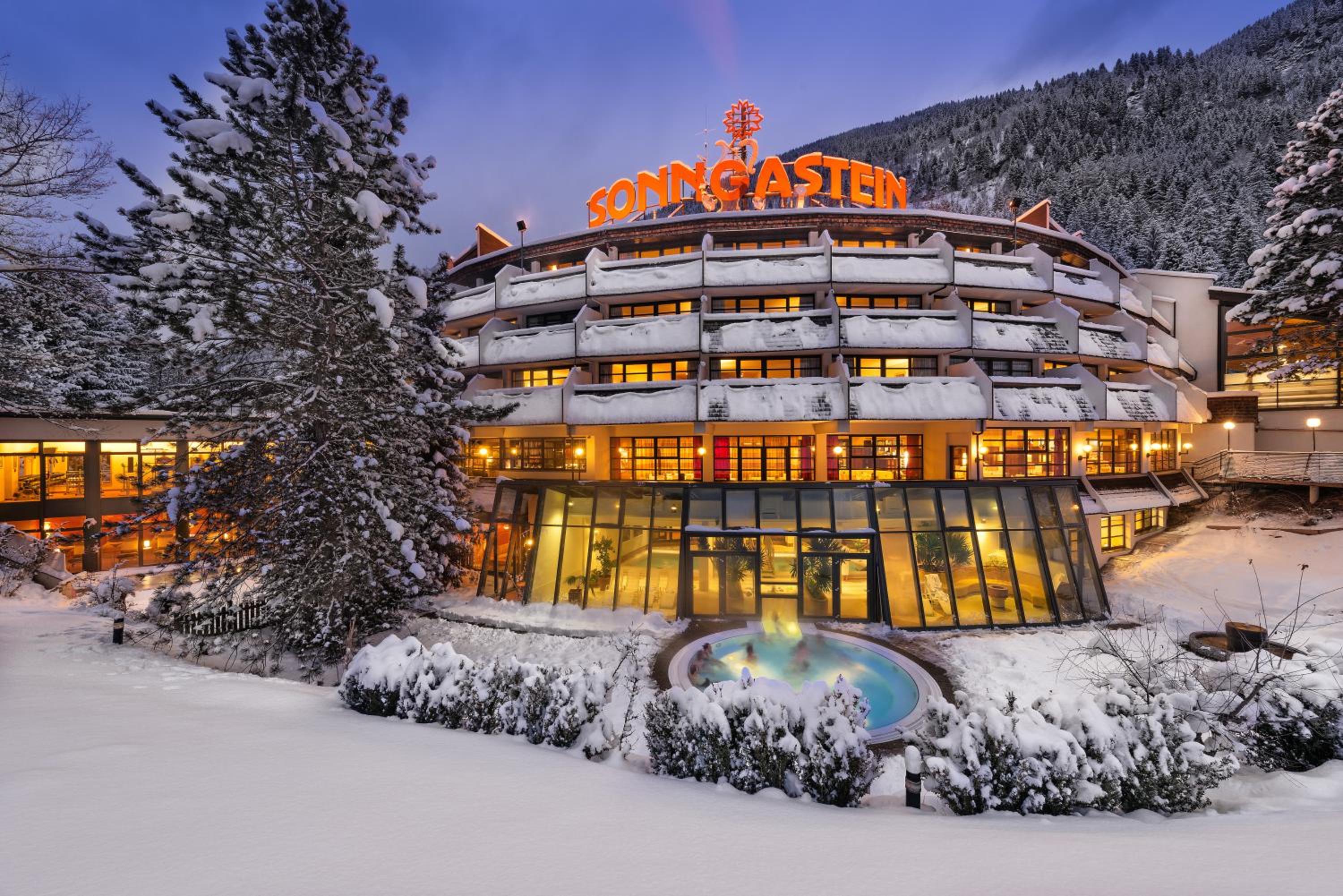 Hotel Familienhotel Sonngastein - Image 1