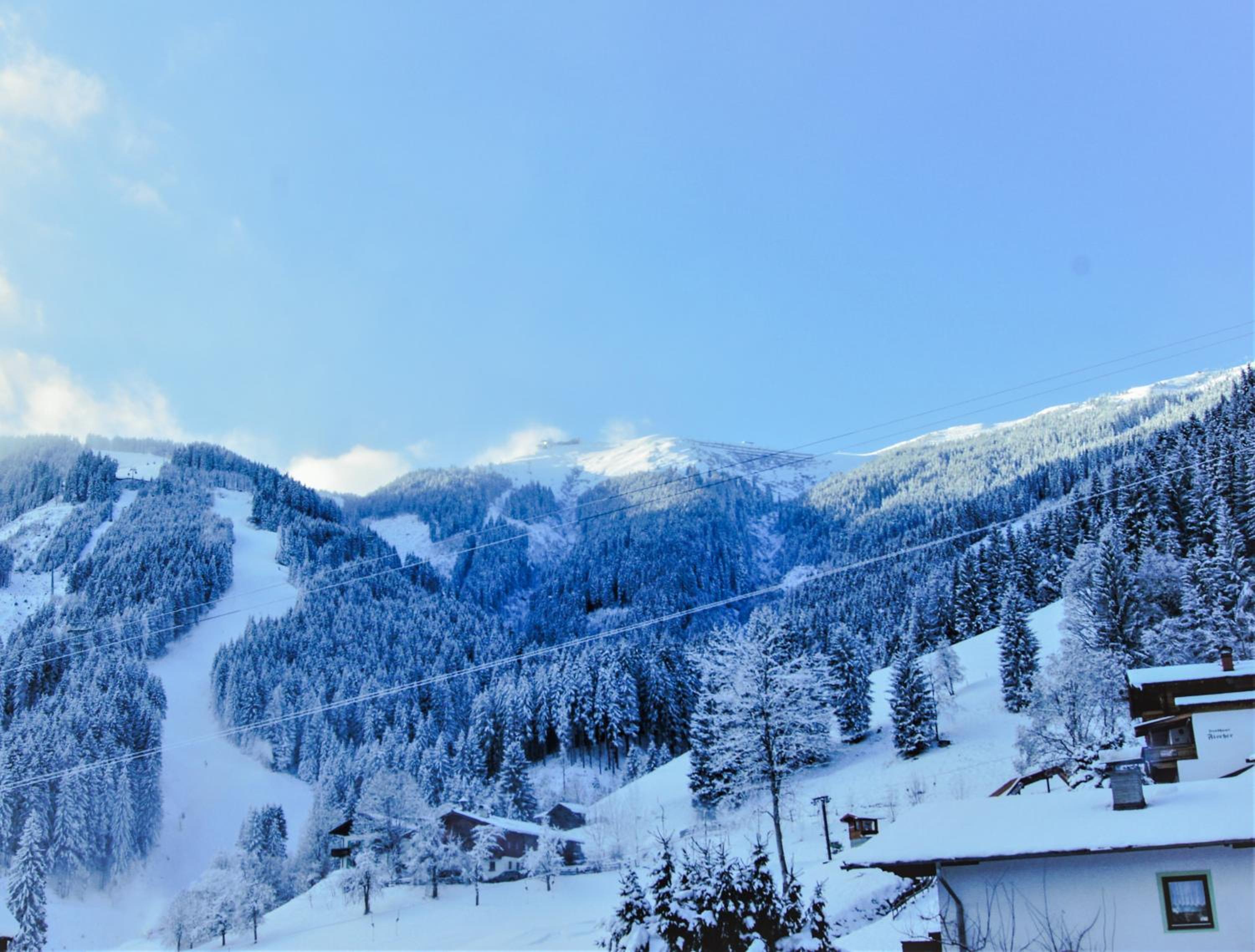 Sunny Ferienwohnungen Ski In - Ski Out - Self Check-in
