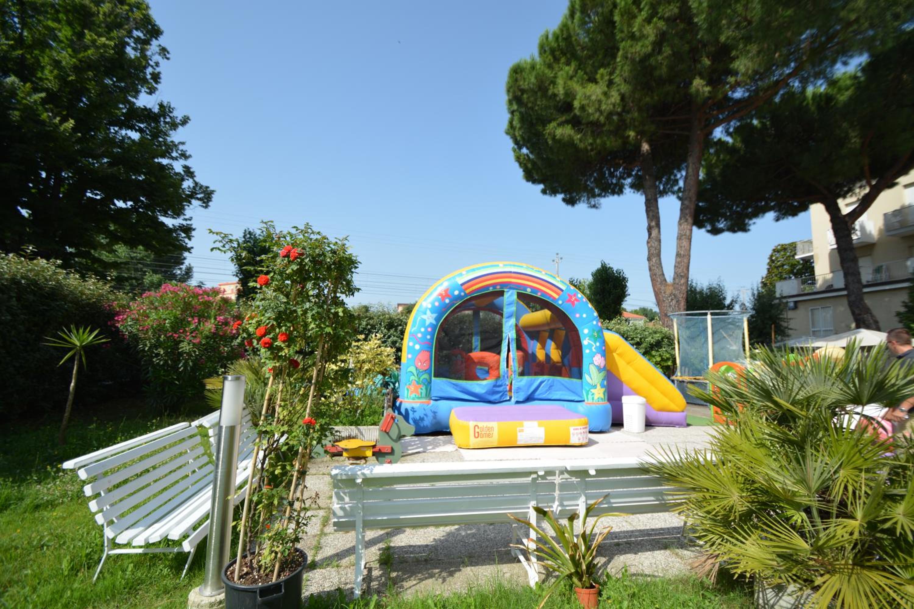 Lotus Hotel ALL INCLUSIVE & SPIAGGIA