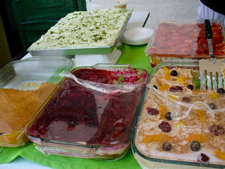 Despierta En El Árbol Desayuno Americano a tu ritmo somos Petfriendly
