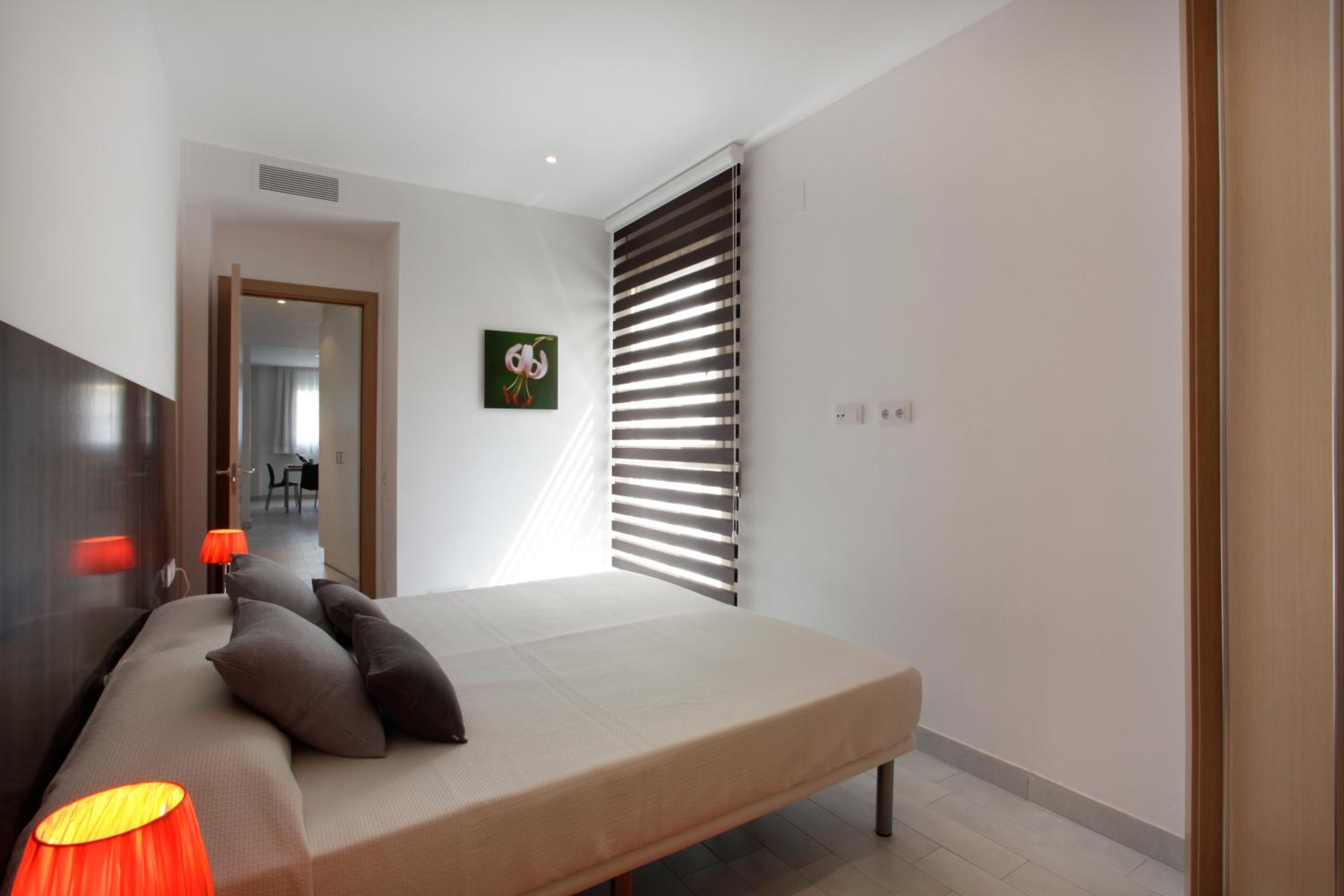 Fisa Rentals Les Corts Apartments