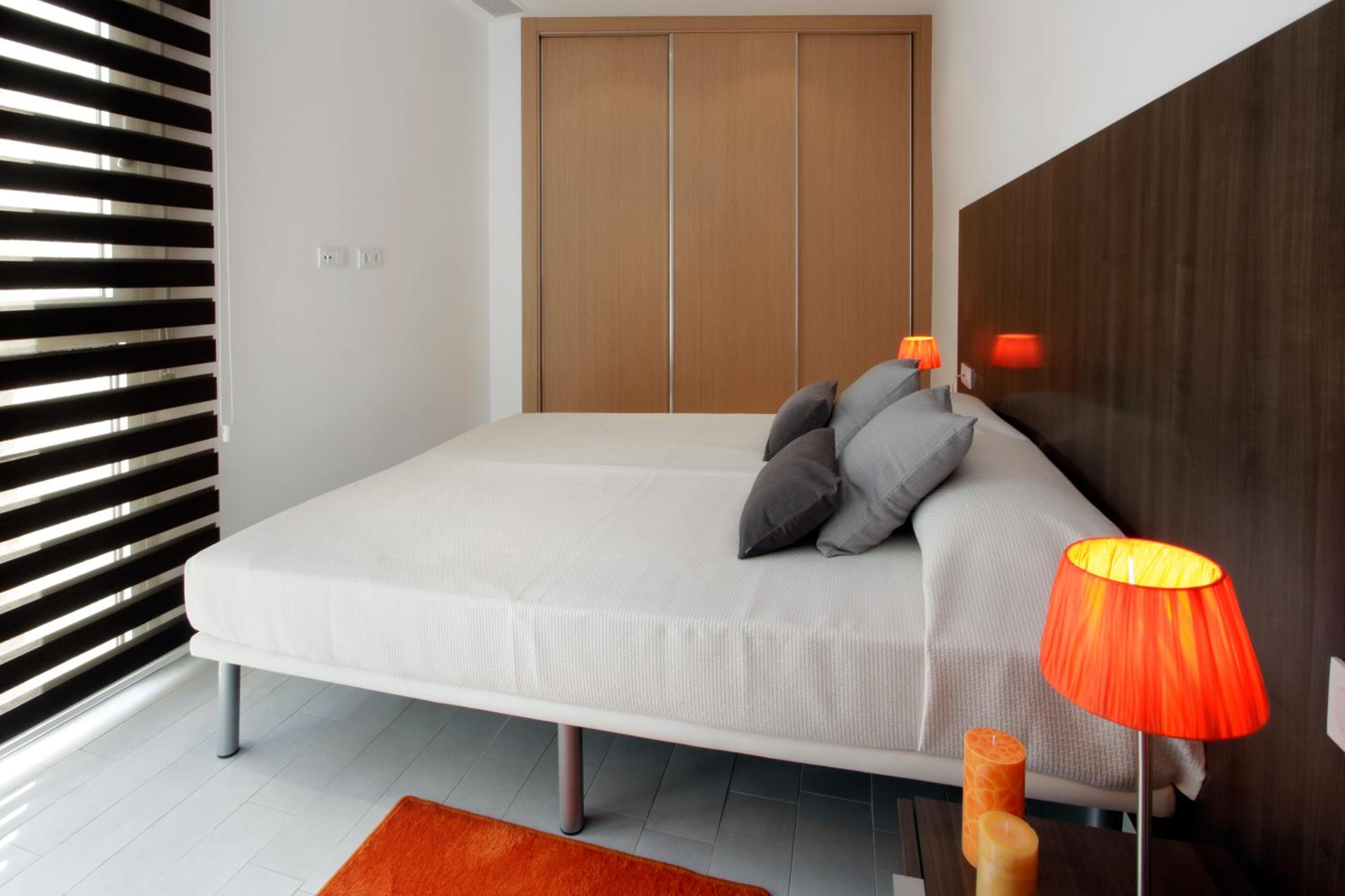 Fisa Rentals Les Corts Apartments