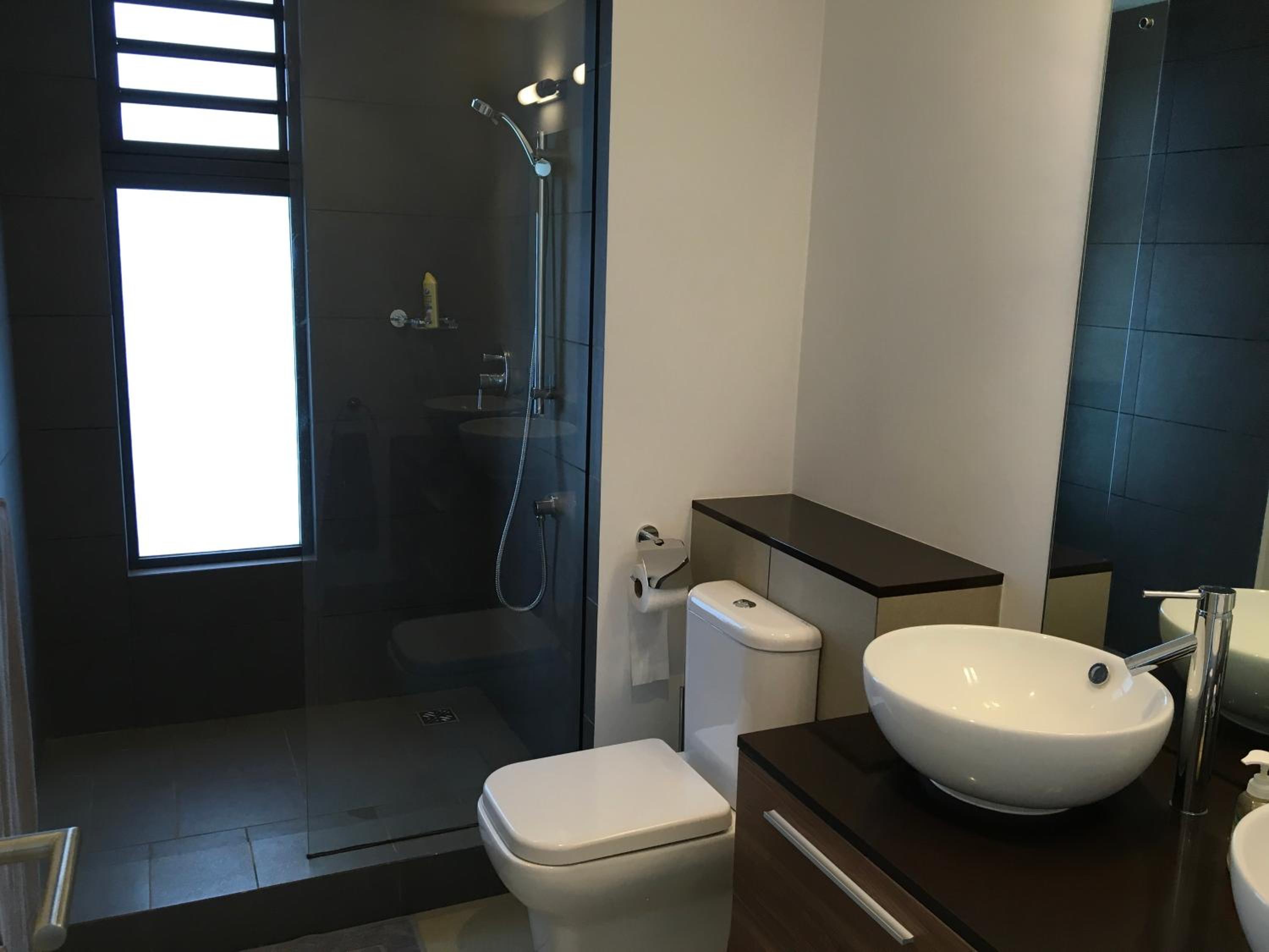 Azuri Residence