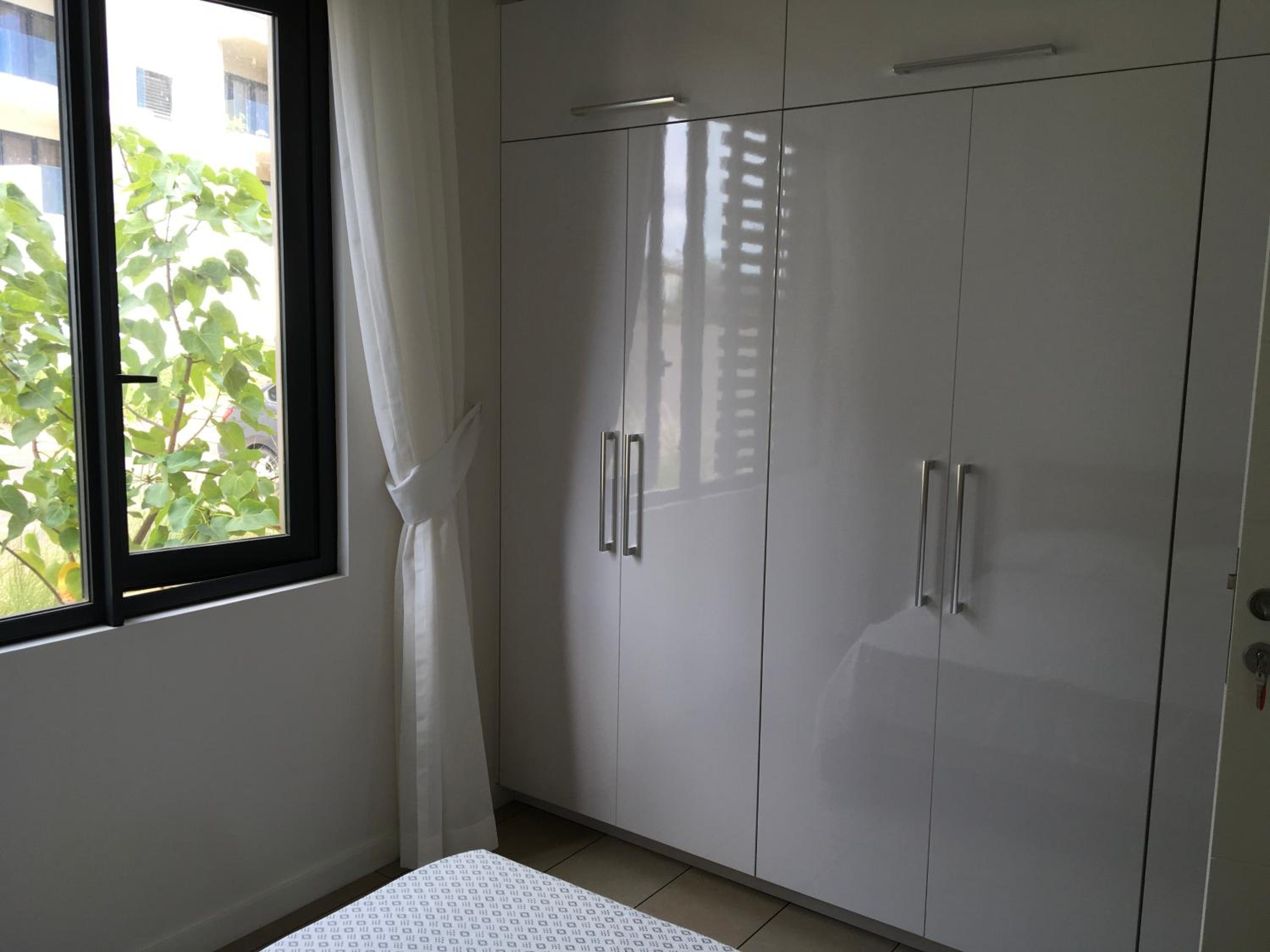 Azuri Residence