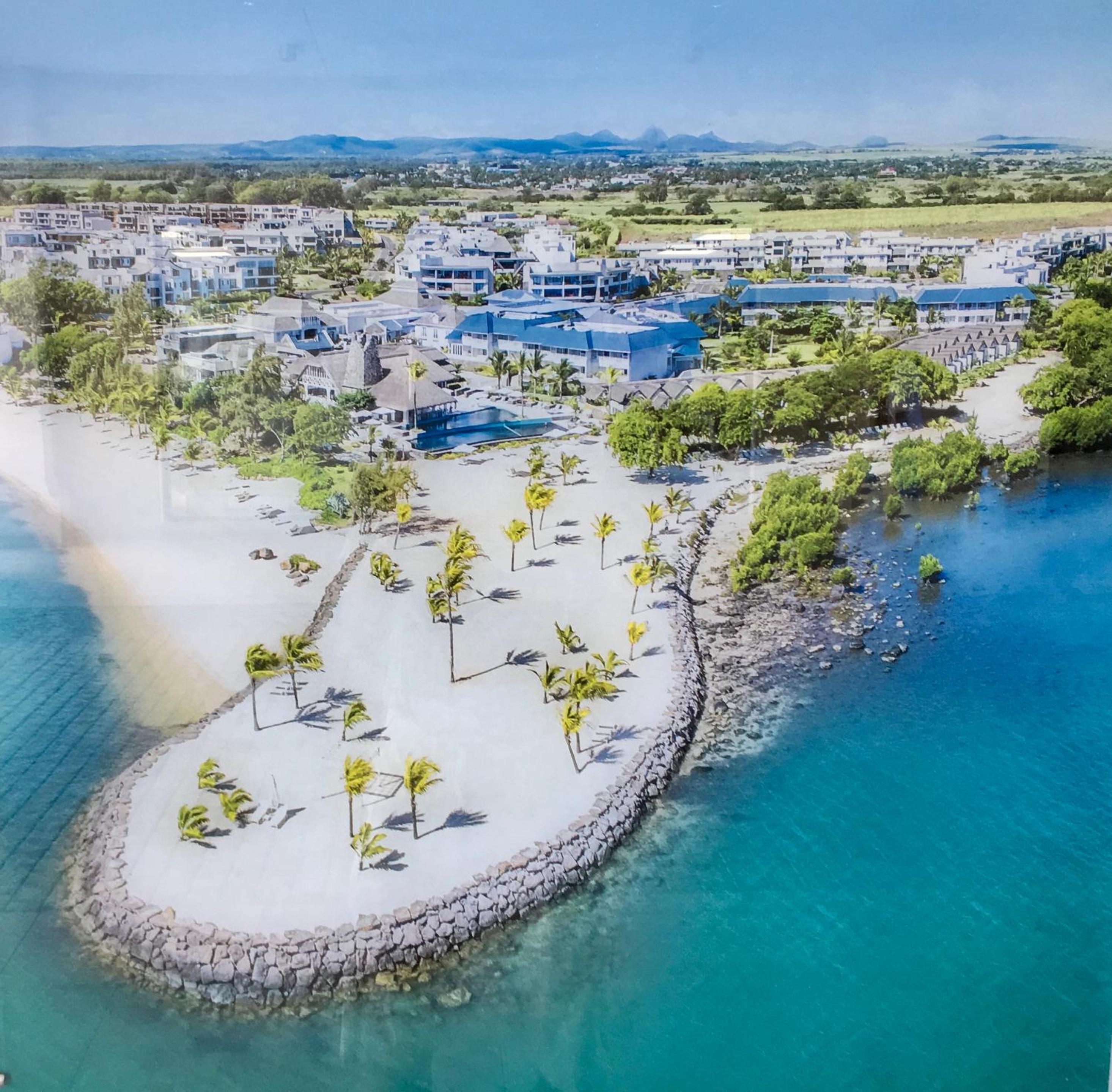 Azuri Residence photo 2