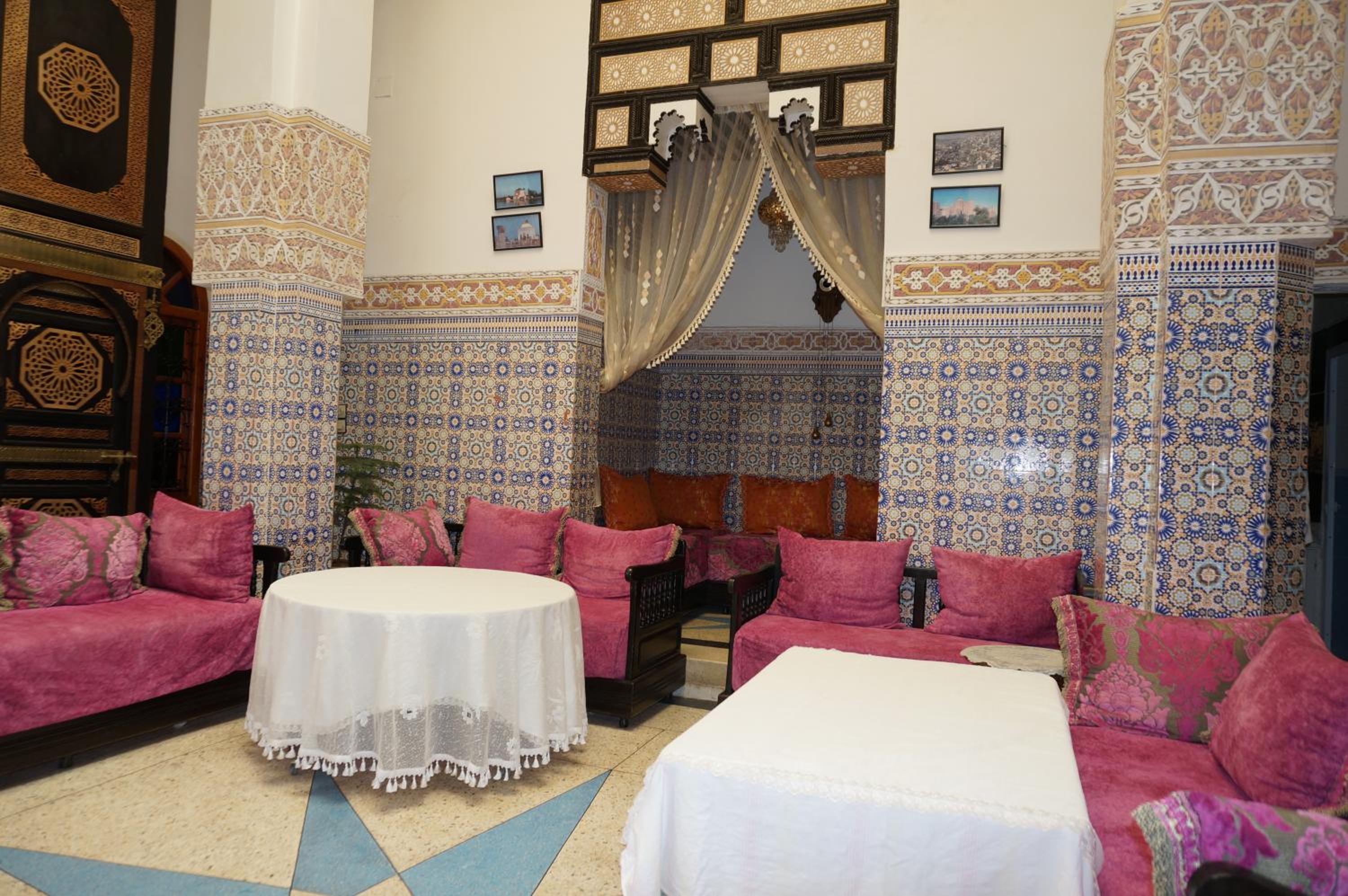 lounge