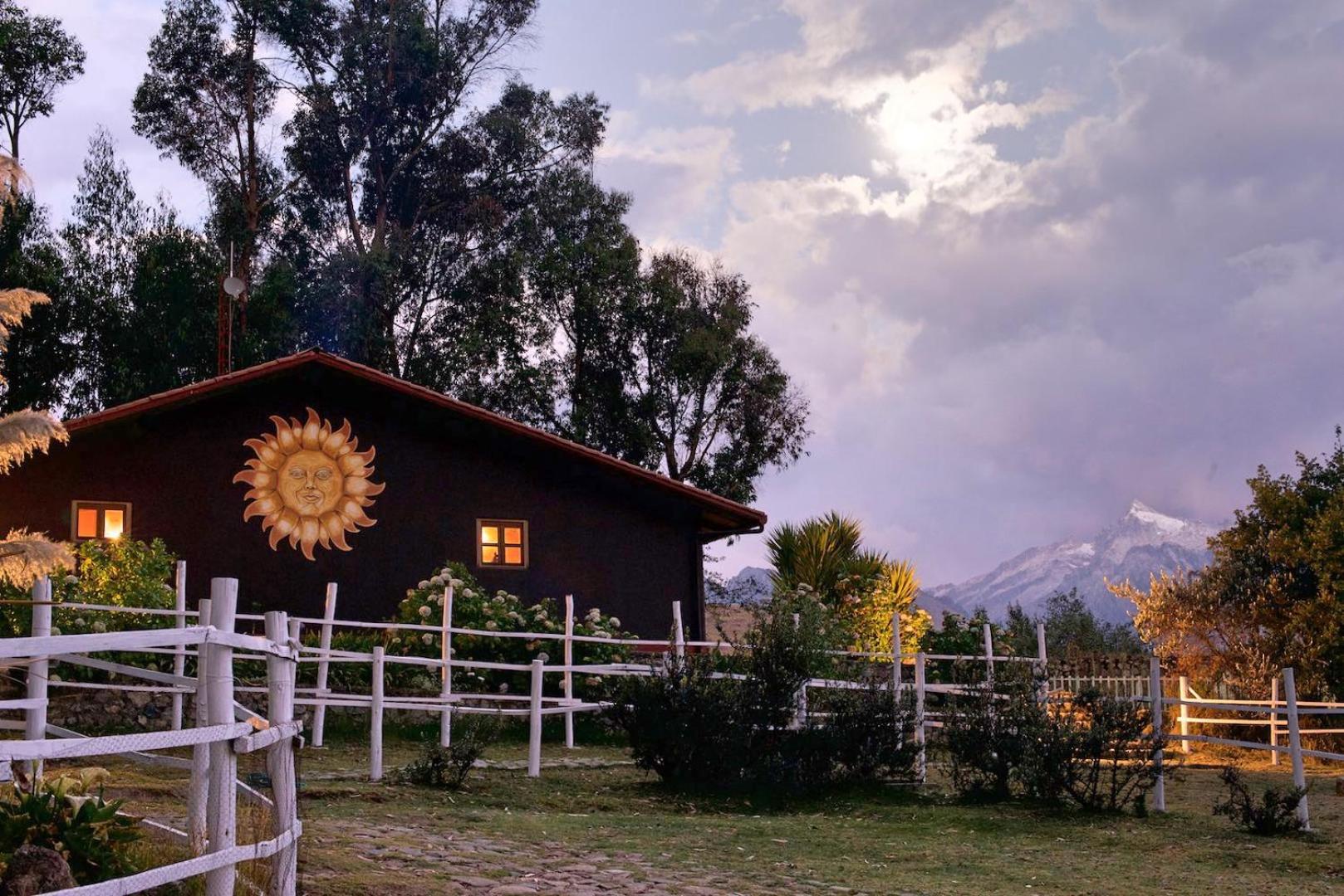 The Lazy Dog Inn a Mountain Lodge