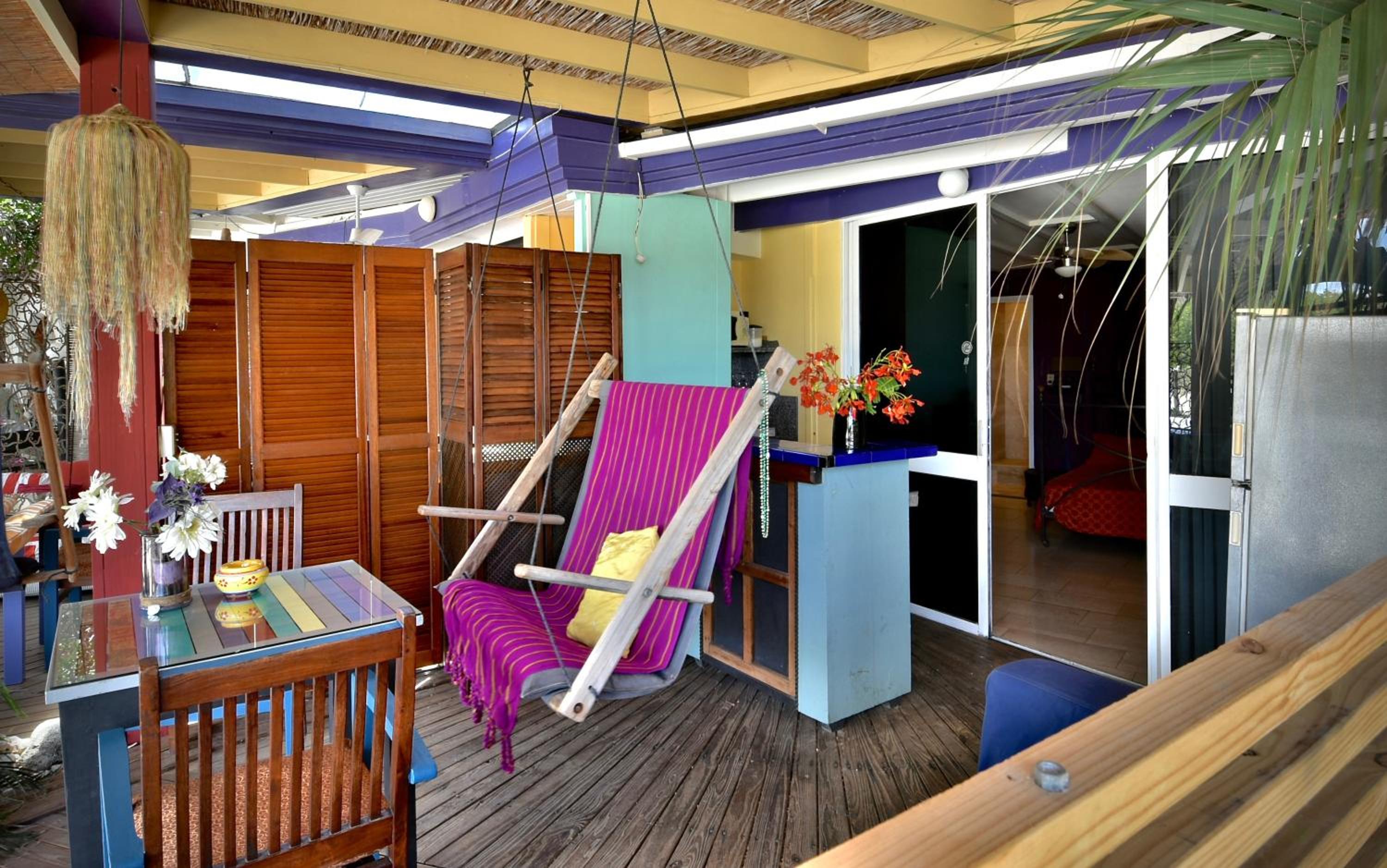 Beach House Aruba Apartments