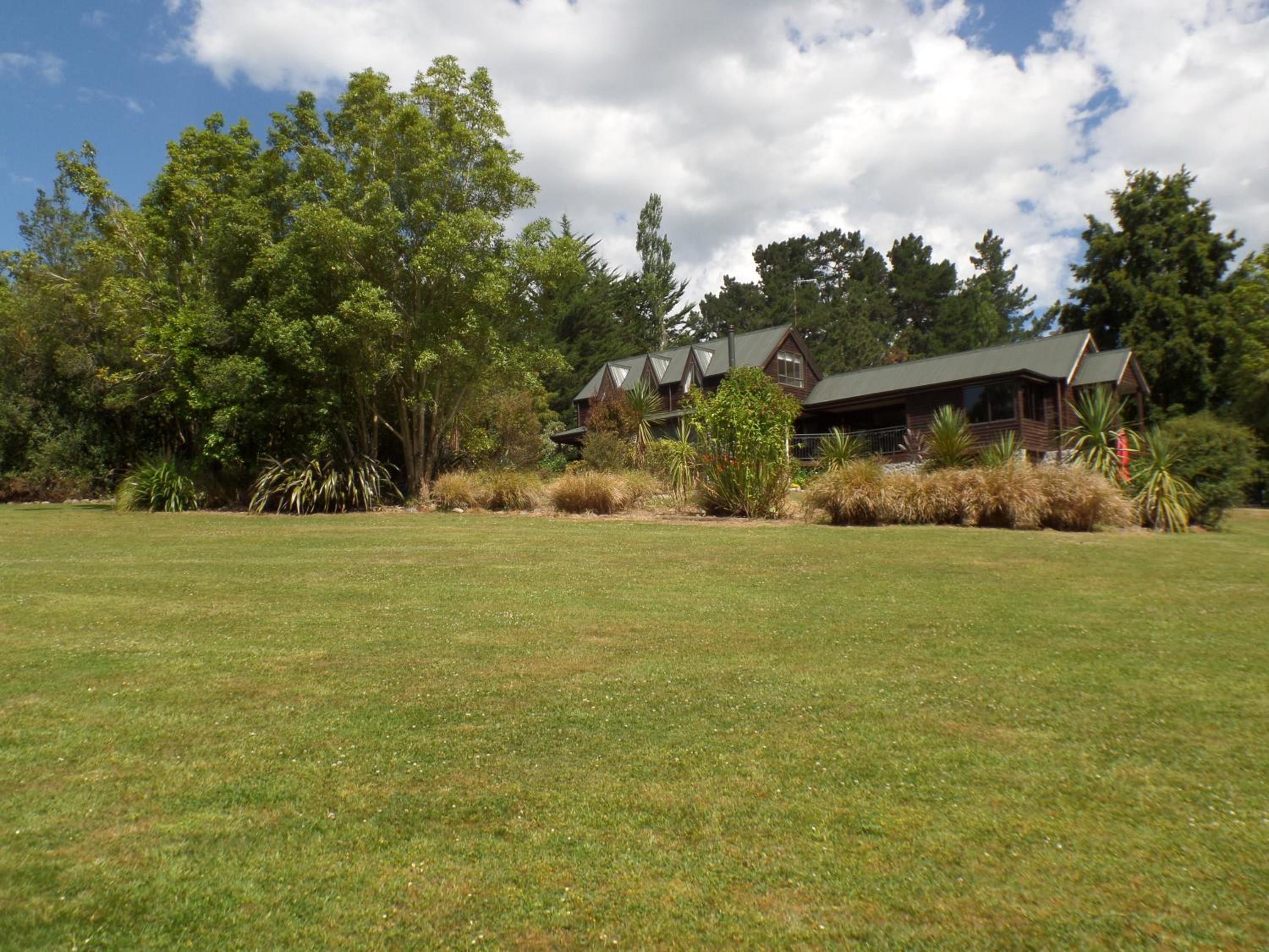 Riverstone House
