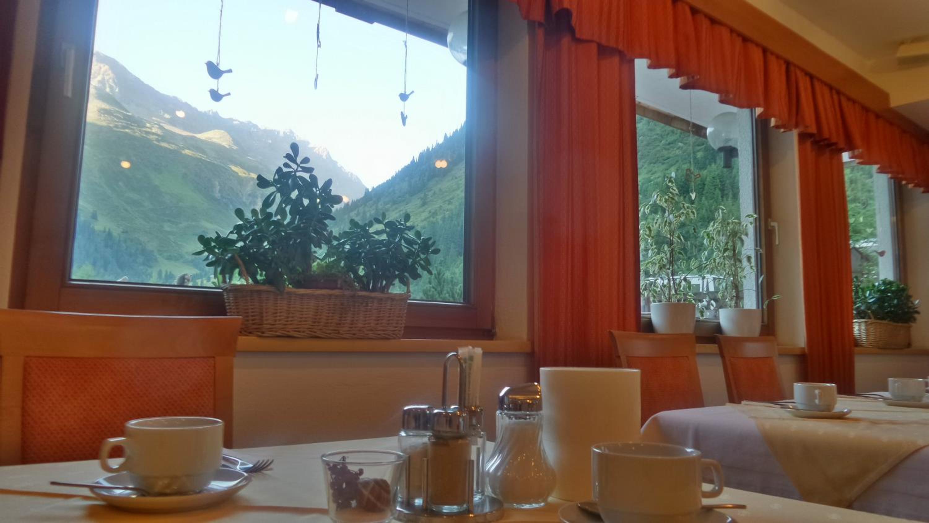 Piz-Hotel