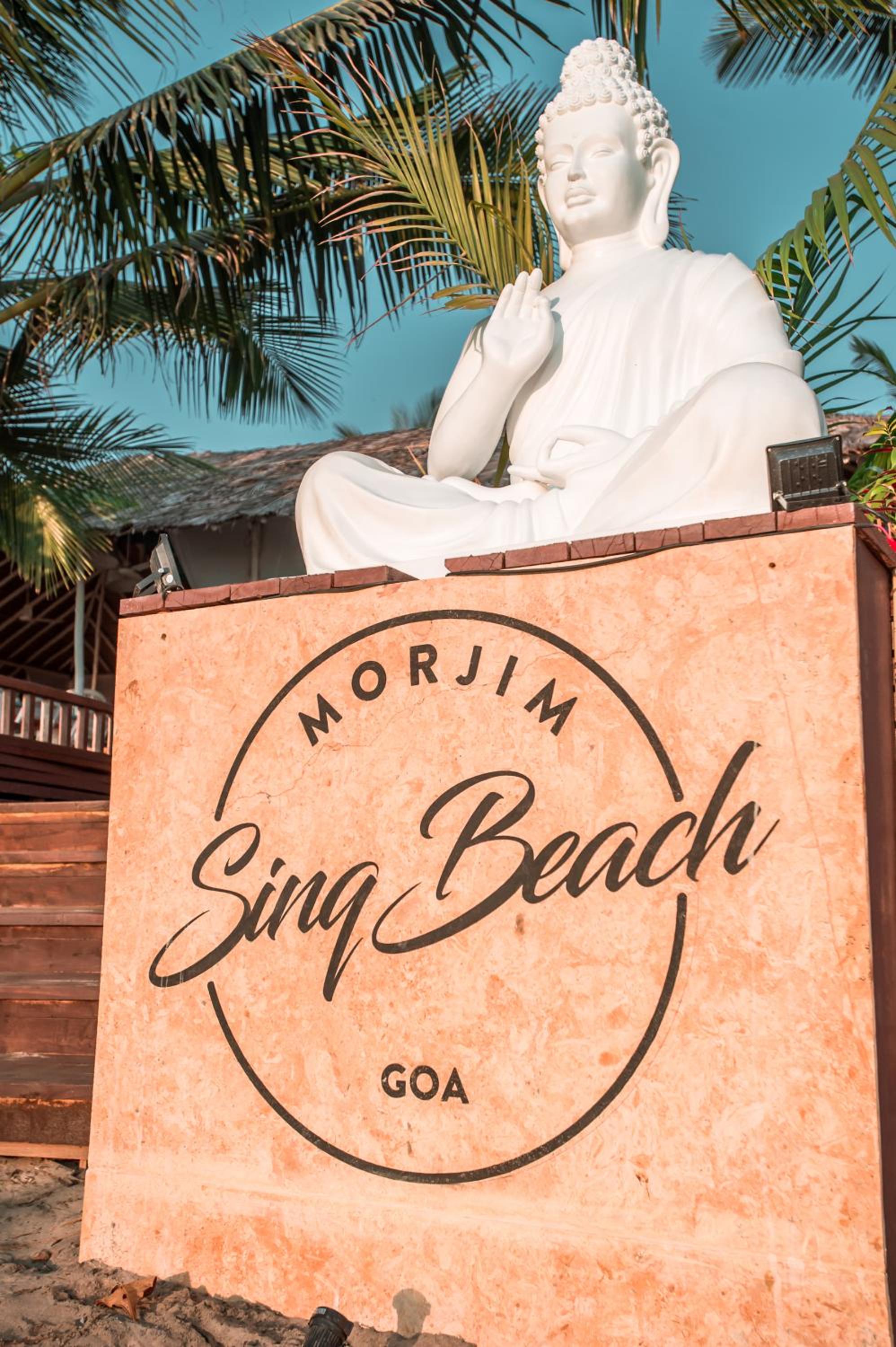 SinQ Beach Morjim