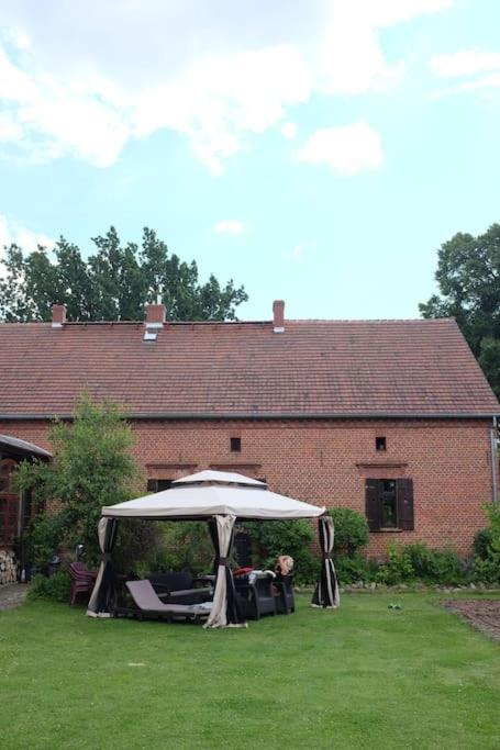 cozy house in the countryside view 3