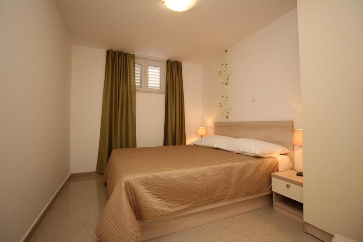 House Gorica 2 - underground level apartments view 3