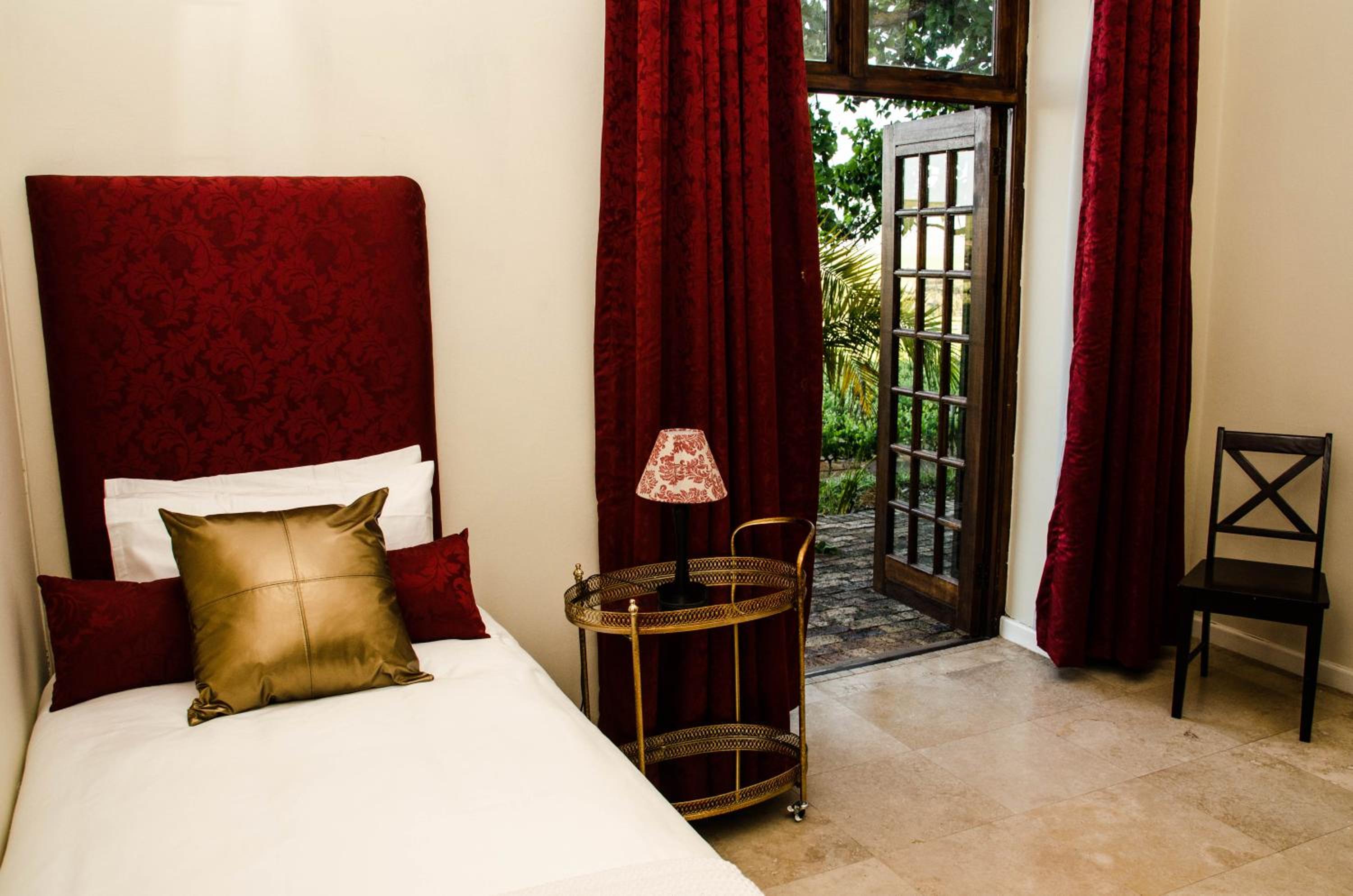 Photo 32