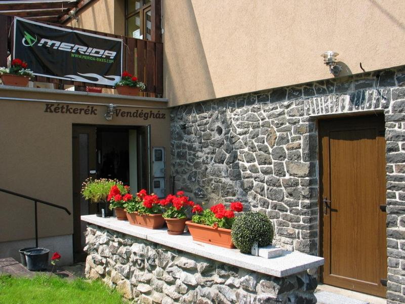 Photo 15