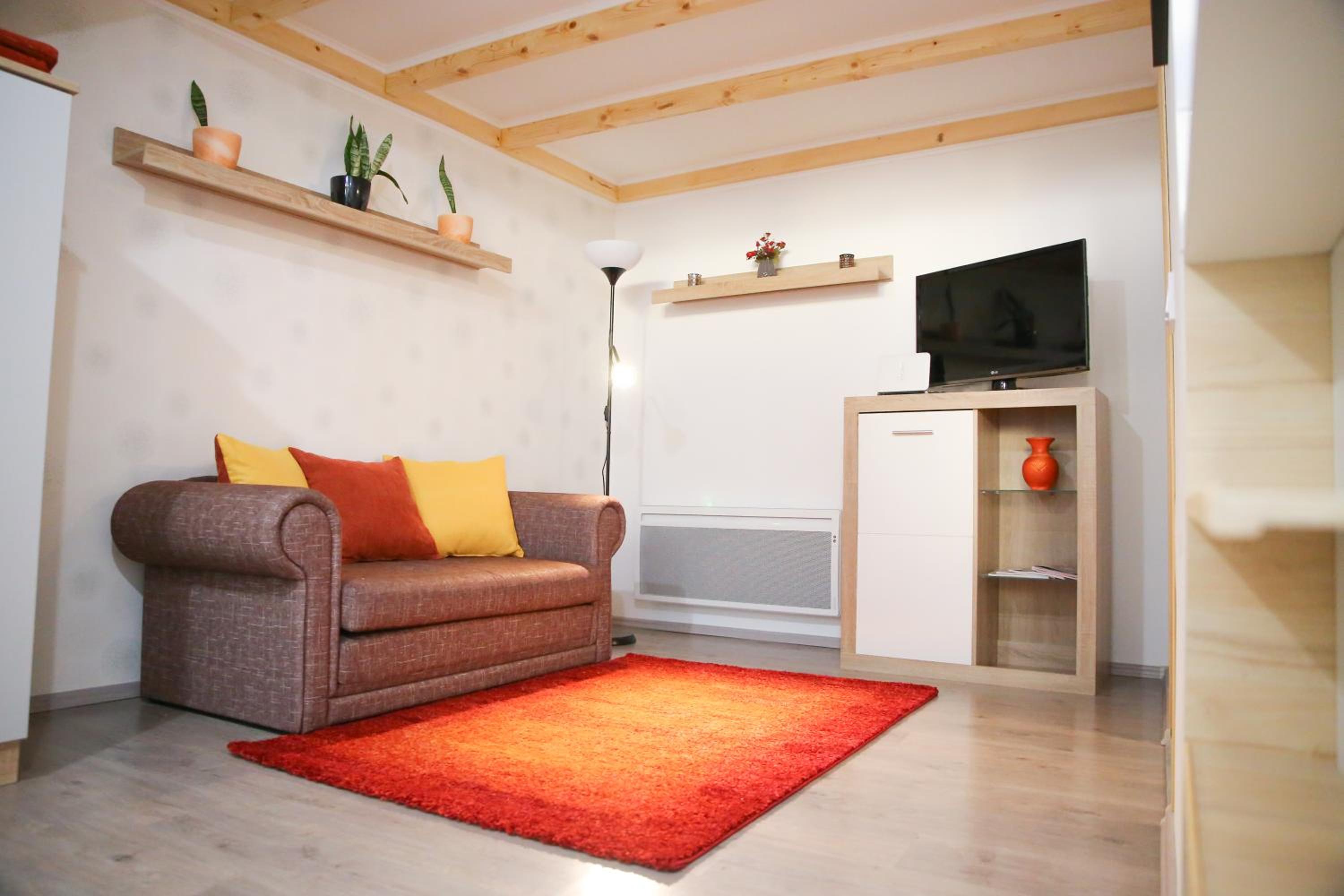 Macskakő Apartman view 5