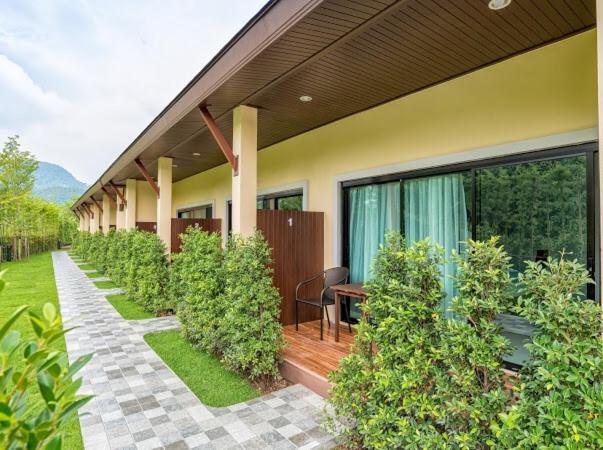 Hotel Aonang Glory Resort - Image 1