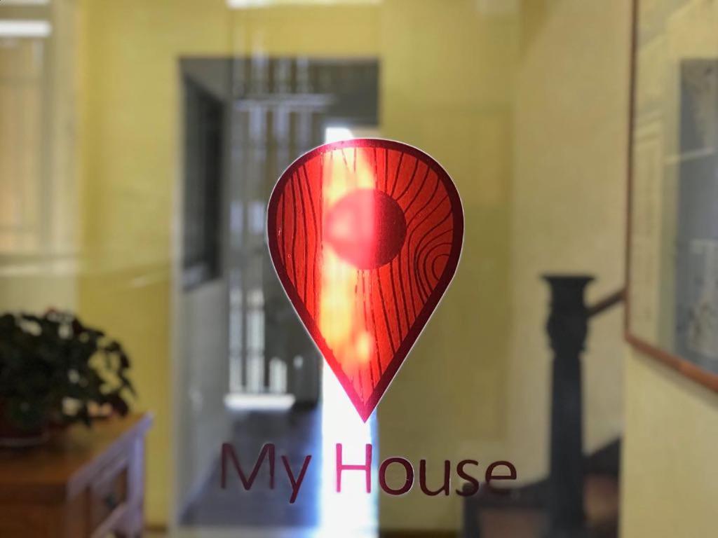 Hostal My House