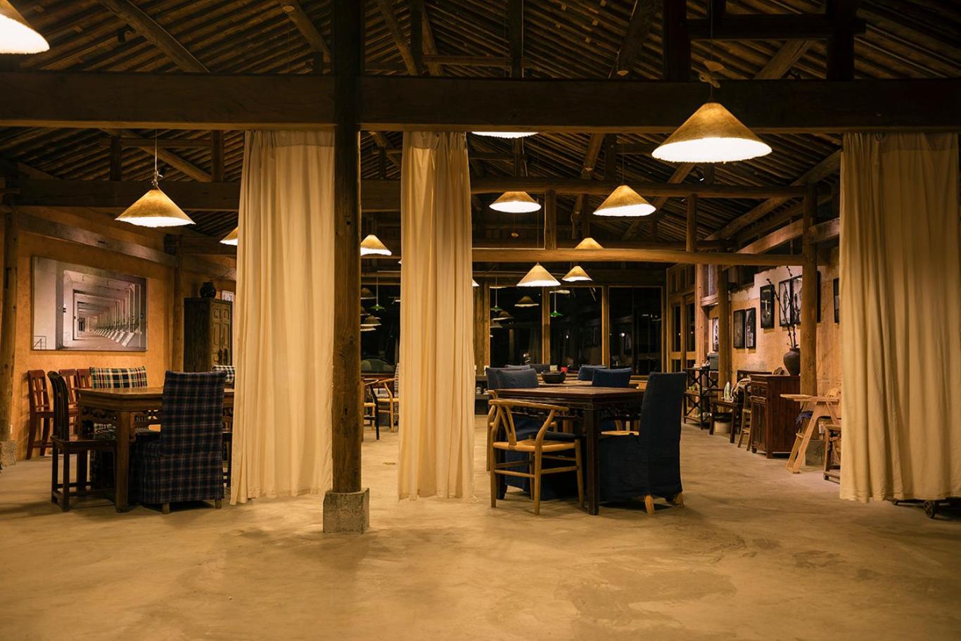 Pig's Inn Bishan Oil Factory
