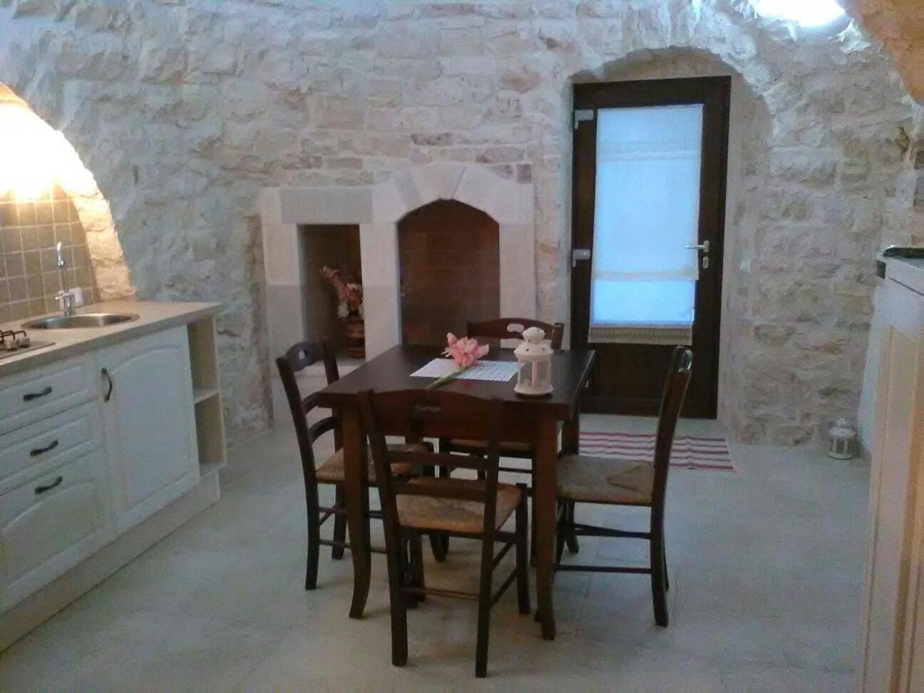 Trulli Resort Grassi view 3