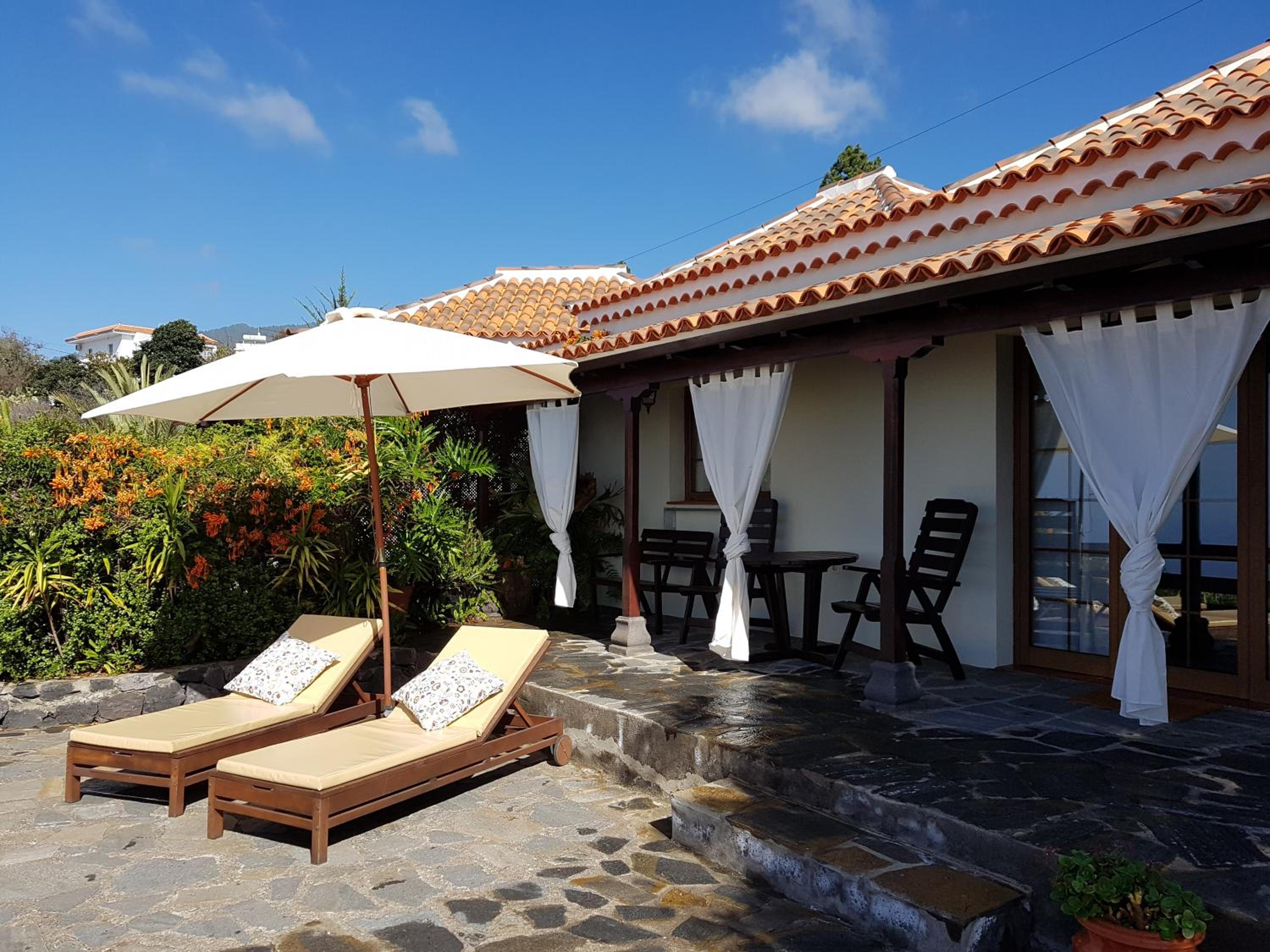 Bungalows Aldani view 2