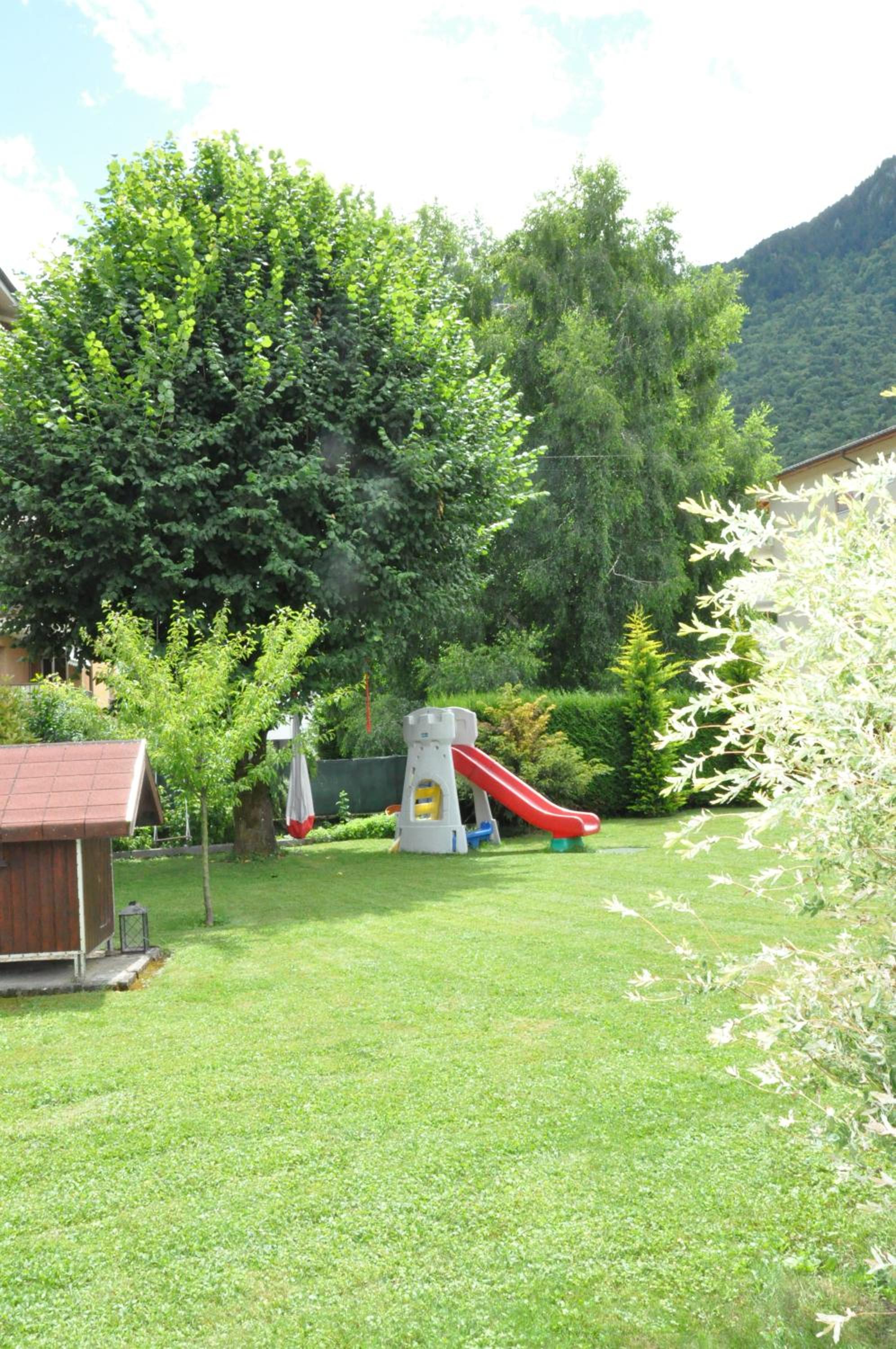 Photo 37