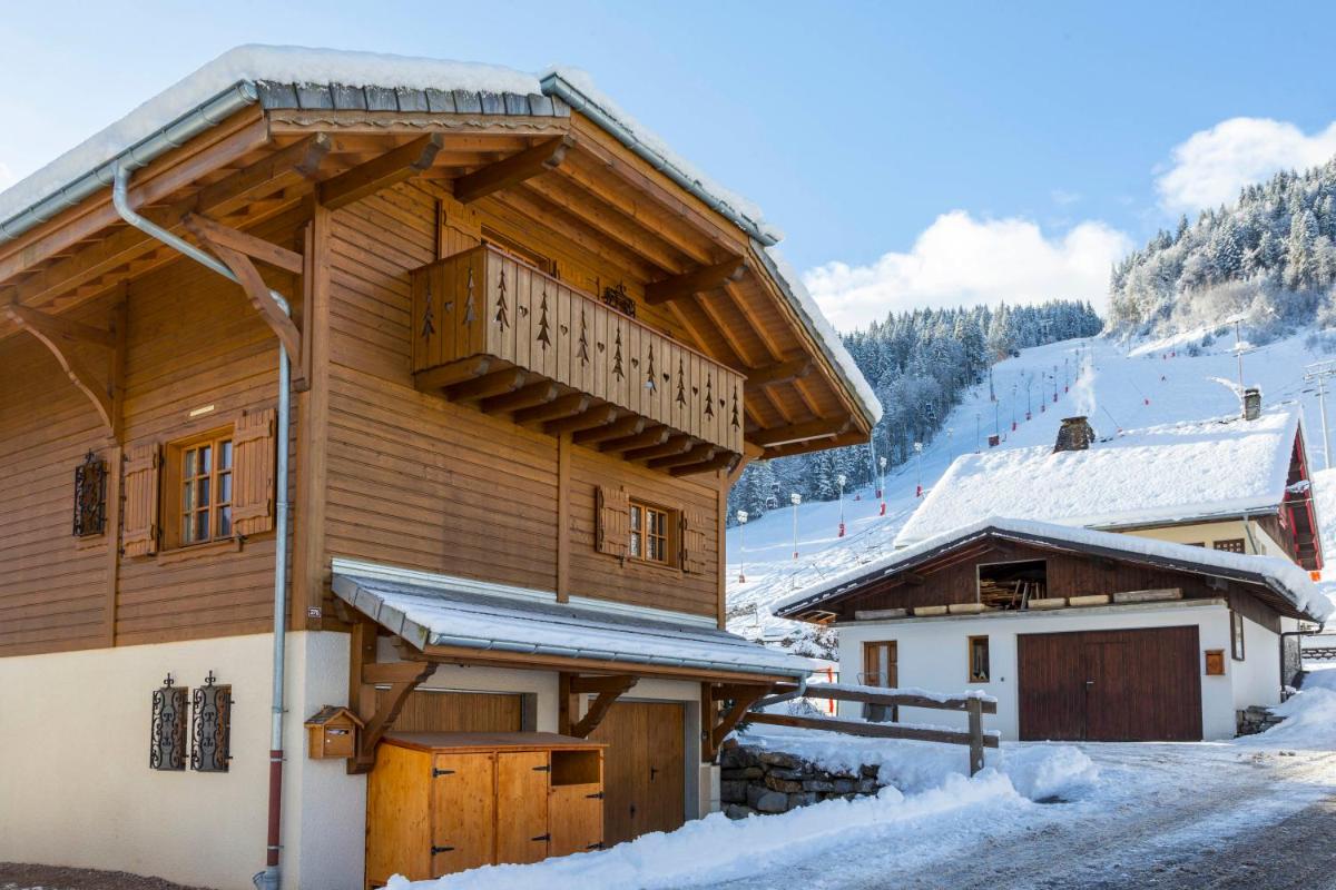 Simply Morzine - Chalet Carving view 3