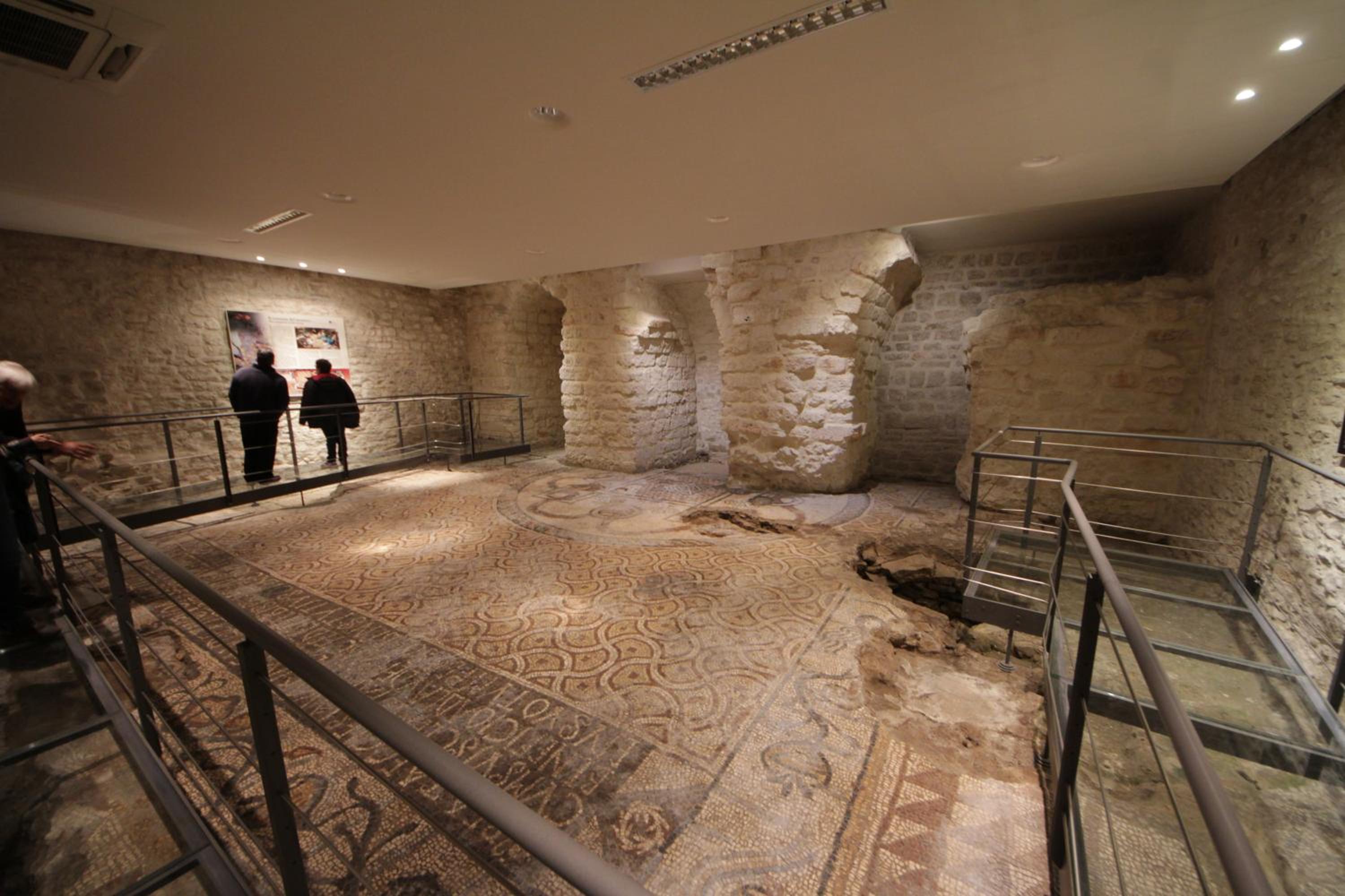 Photo 20