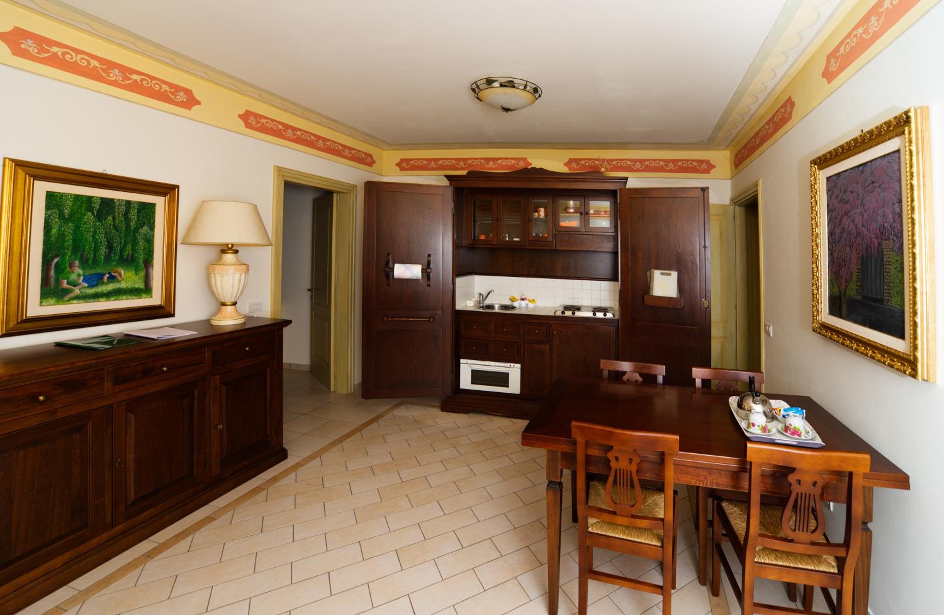 Residenze L'Uncinaia Holiday House