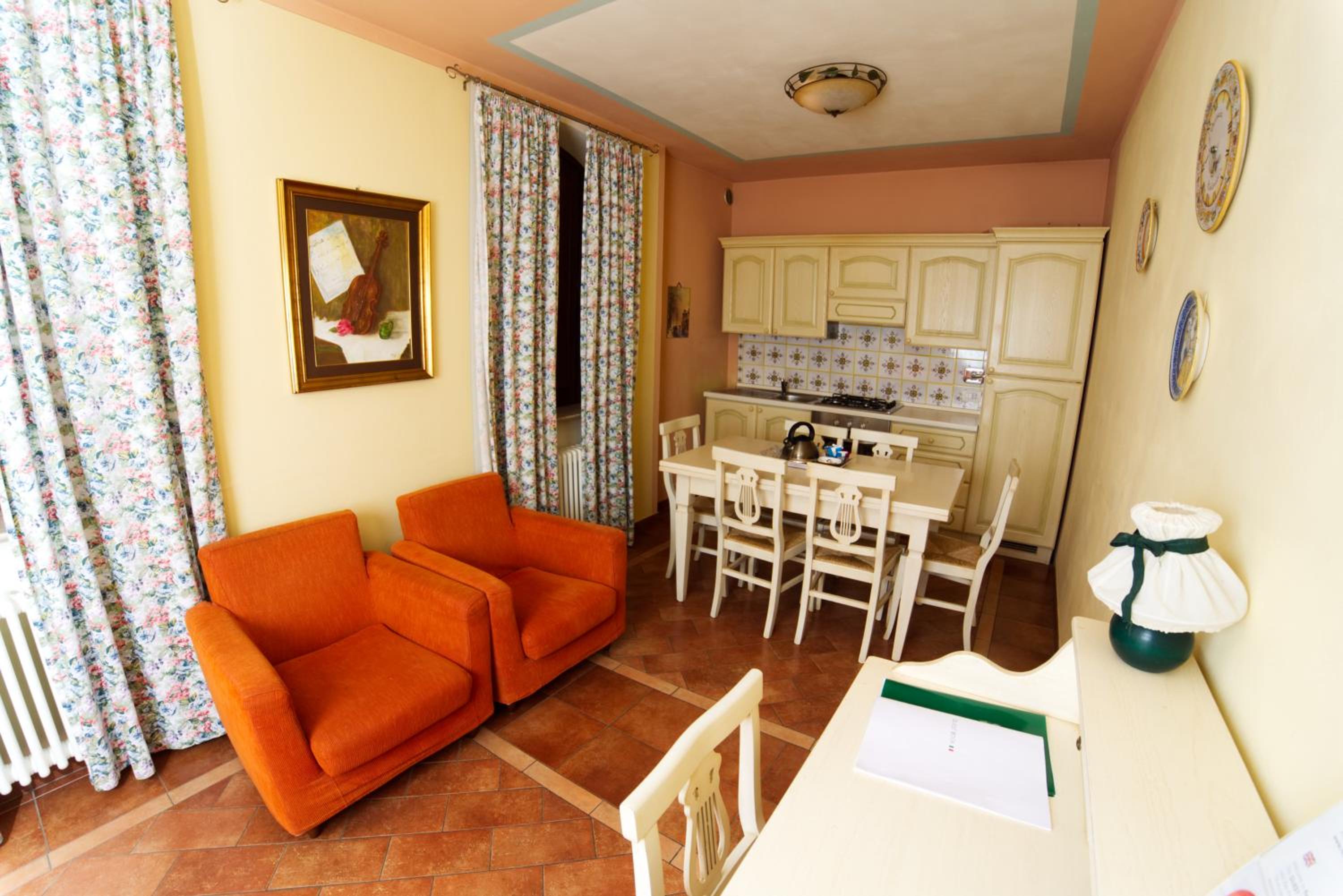 Residenze L'Uncinaia Holiday House