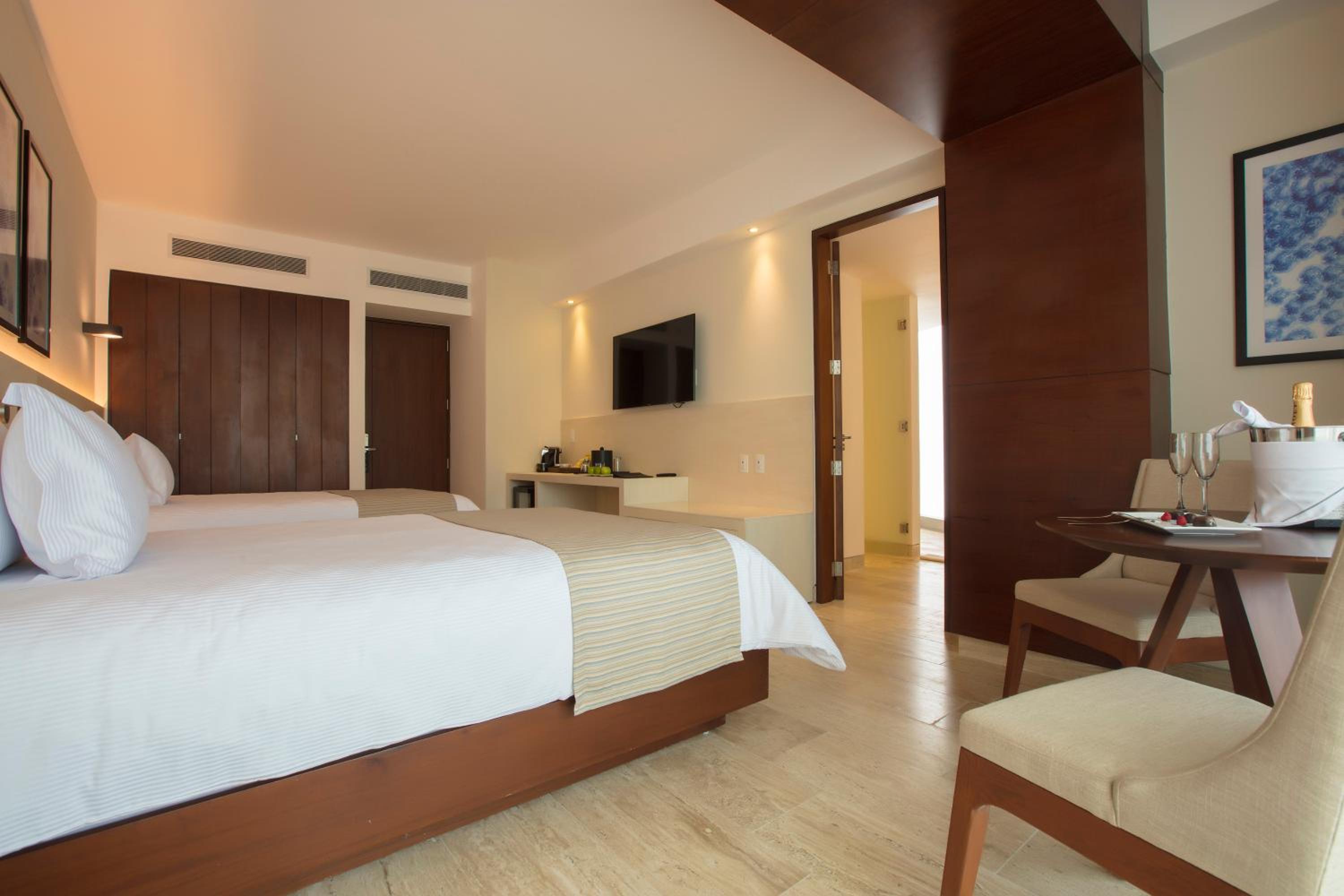 Krystal Grand Cancun All Inclusive
